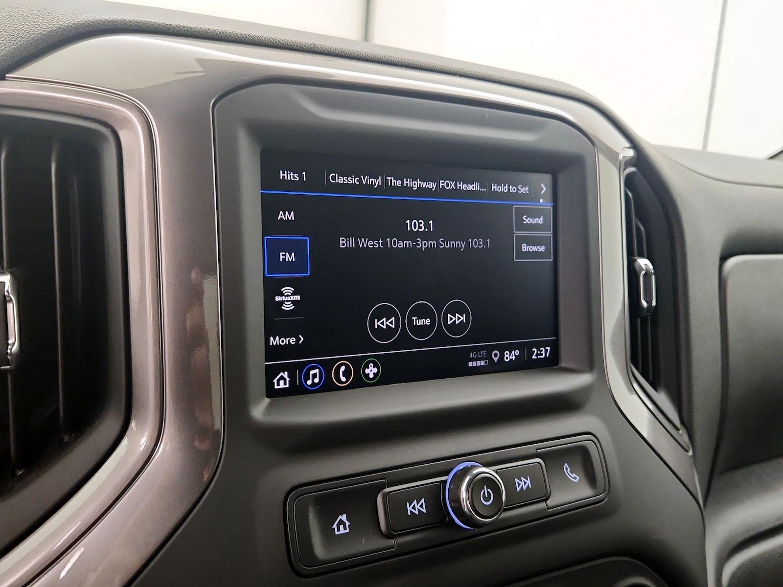 2025 Chevrolet Silverado 1500 Custom - Photo 16