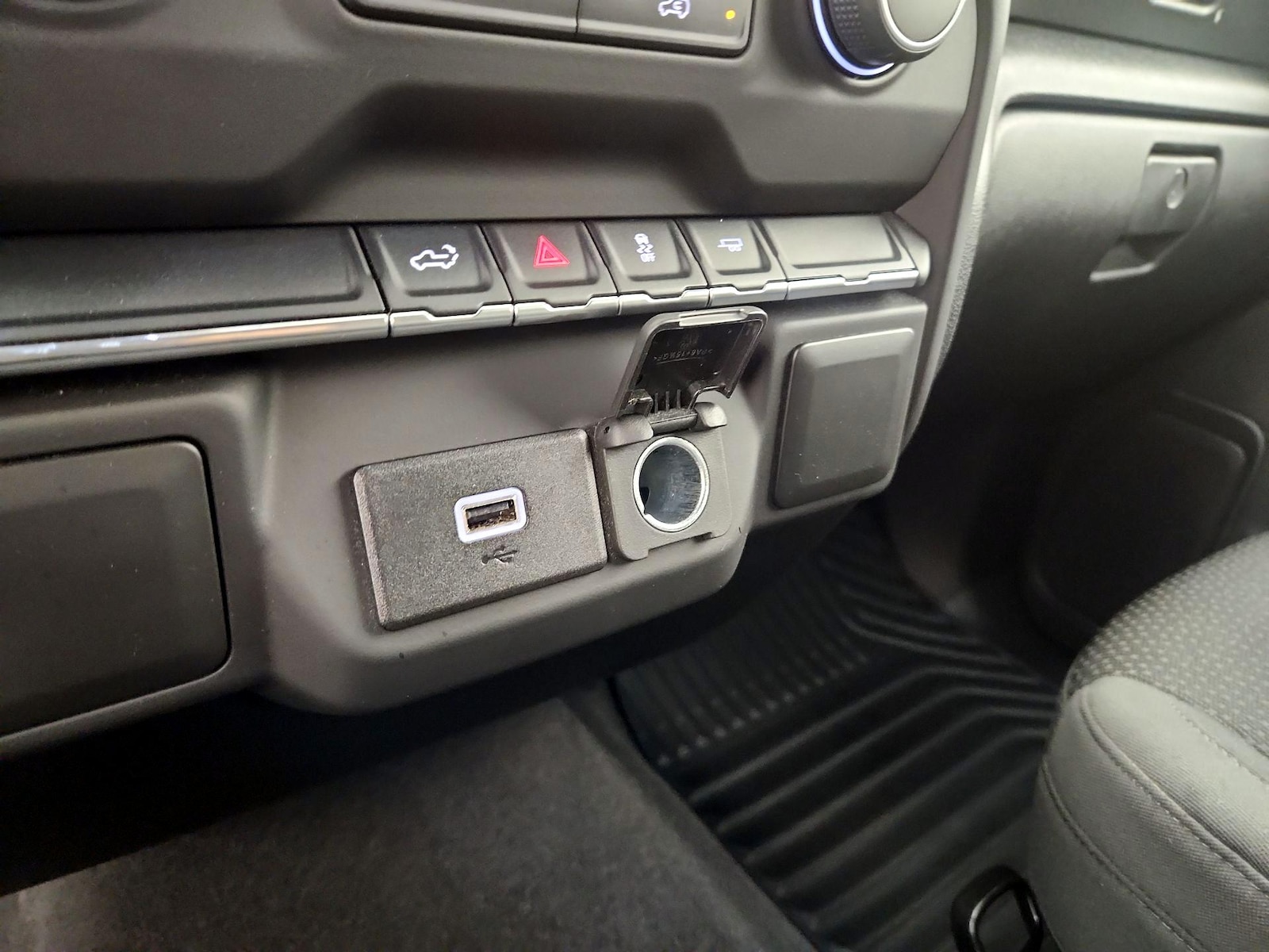 2020 Chevrolet Silverado 1500 Custom - Photo 19