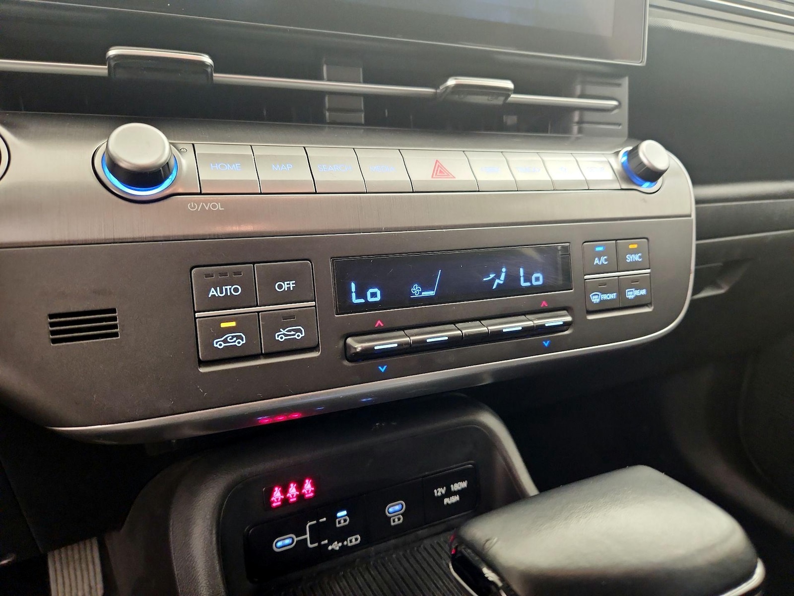 2024 Hyundai Kona SEL - Photo 17