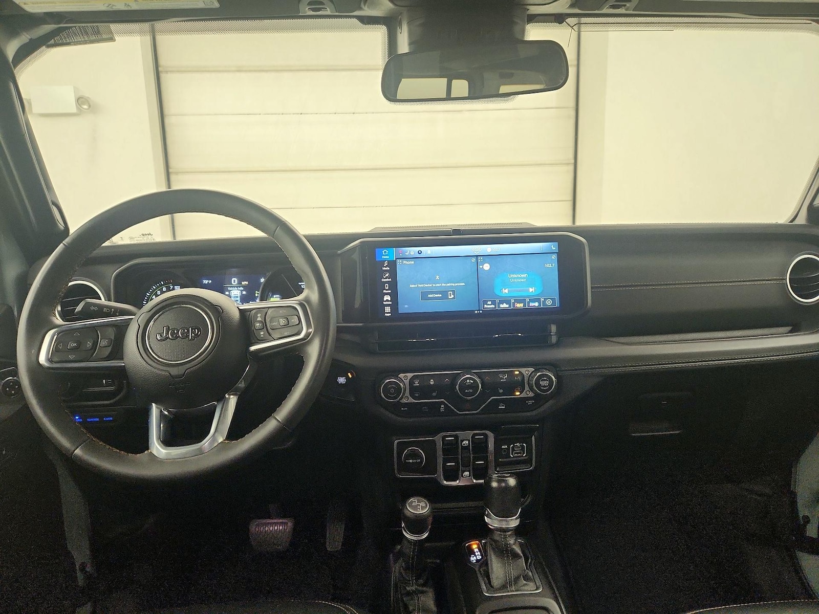 Apple CarPlay® & Android Auto™