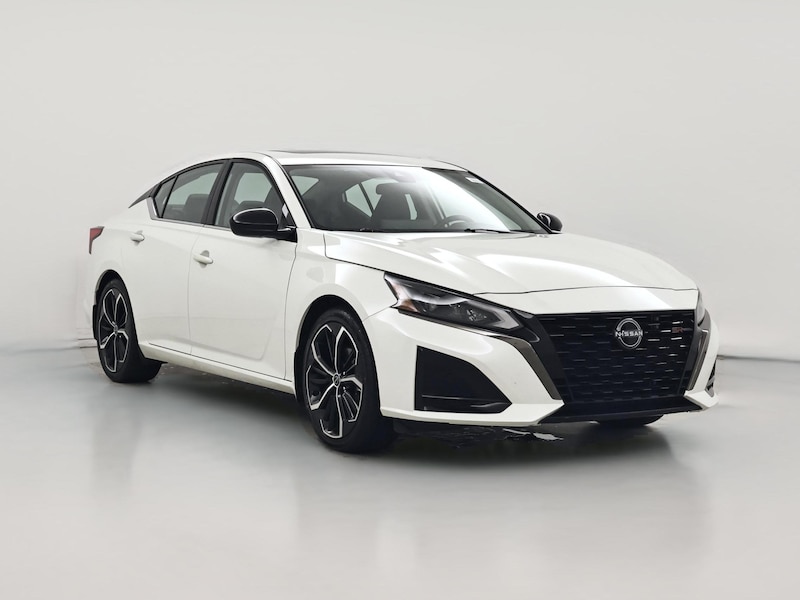 2023 Nissan Altima SR