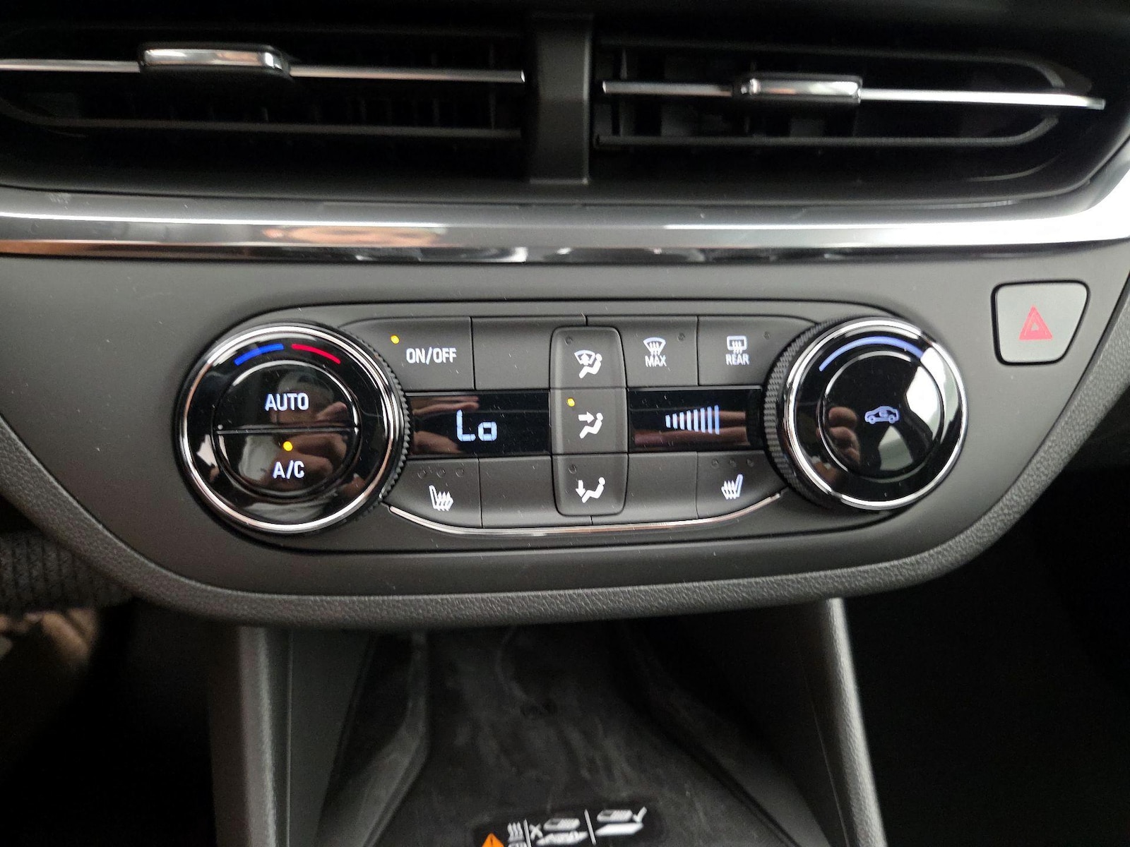 2026 Buick Envista Preferred - Photo 17