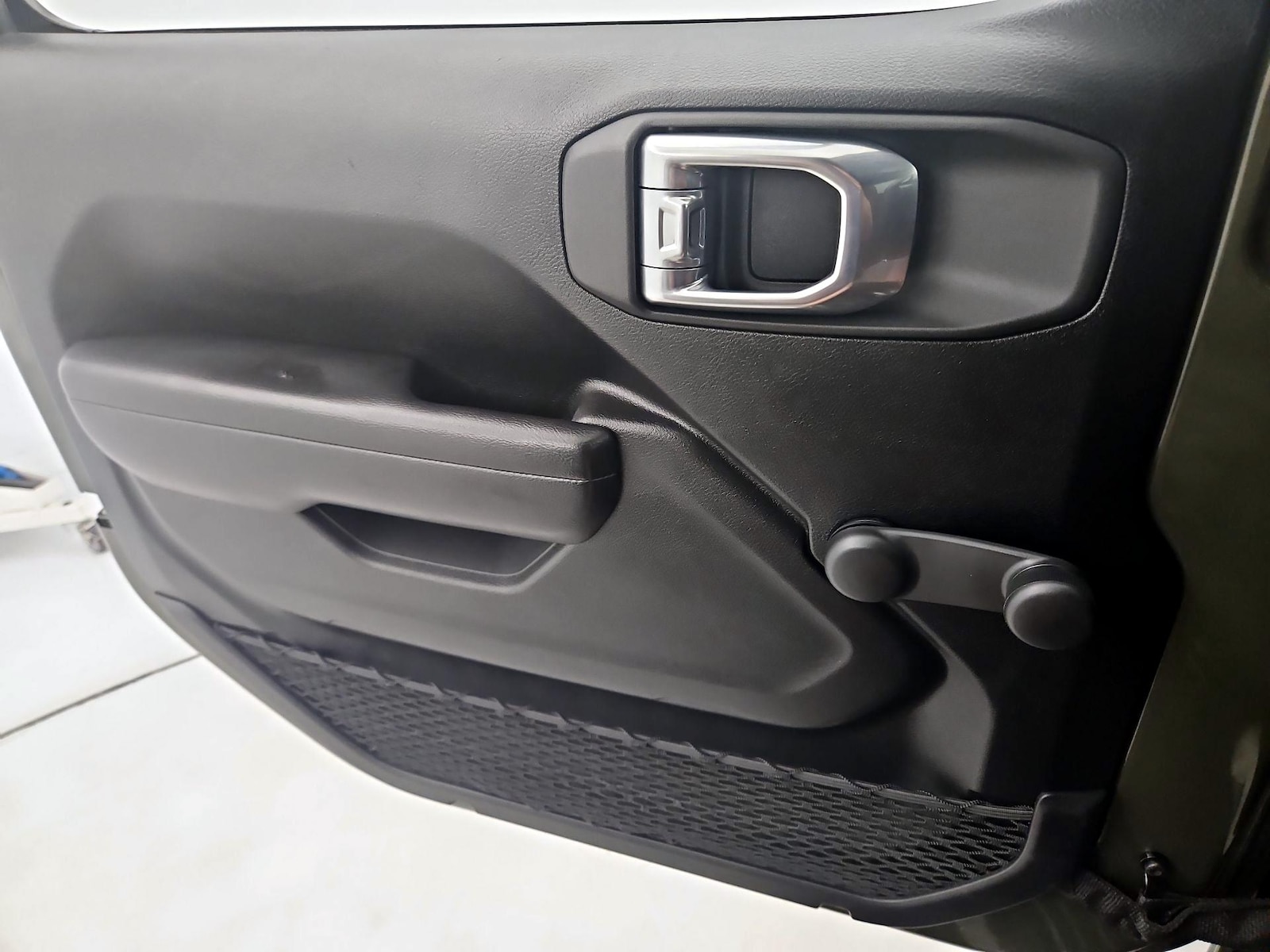 2021 Jeep Gladiator Sport - Photo 13