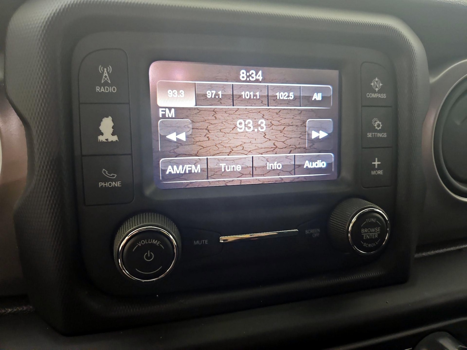 2021 Jeep Gladiator Sport - Photo 16