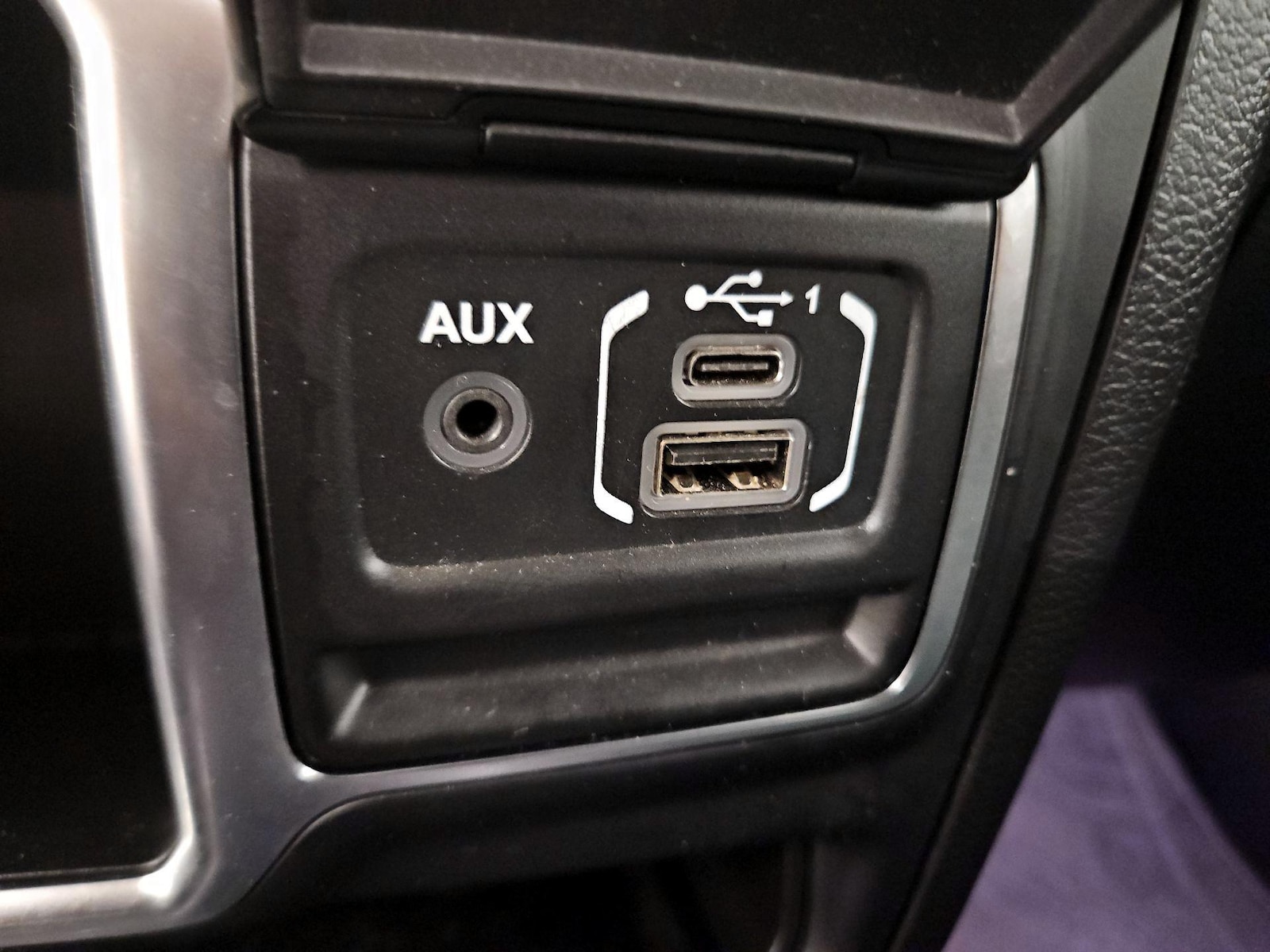 2021 Jeep Gladiator Sport - Photo 19