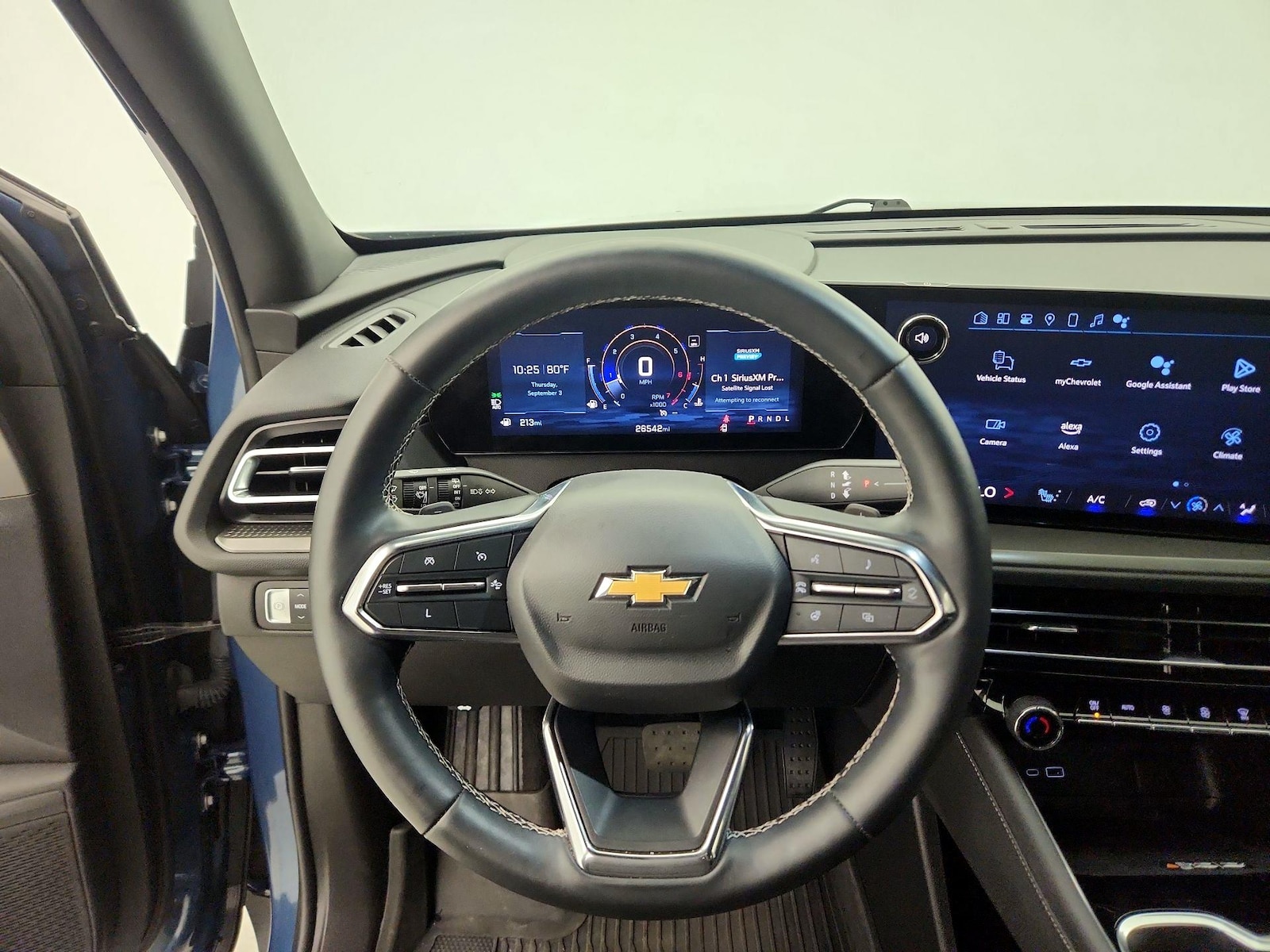 2024 Chevrolet Traverse 1LT - Photo 11