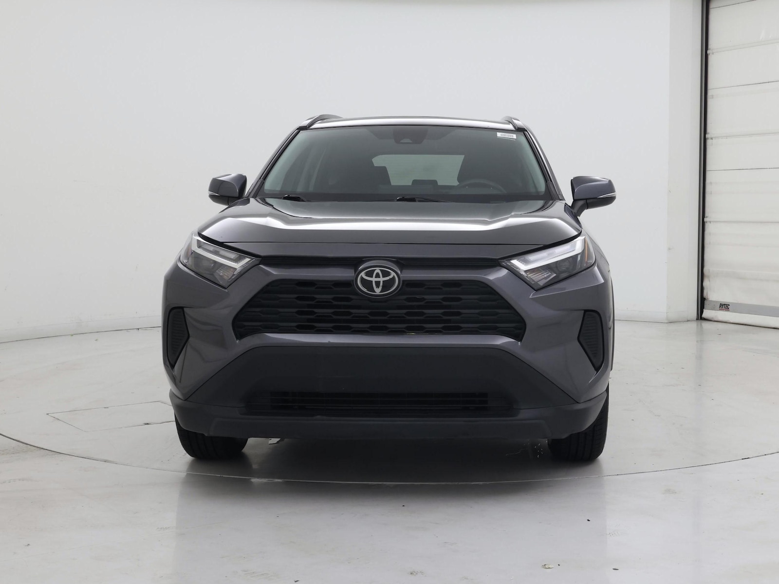 2024 Toyota RAV4 XLE - Photo 6