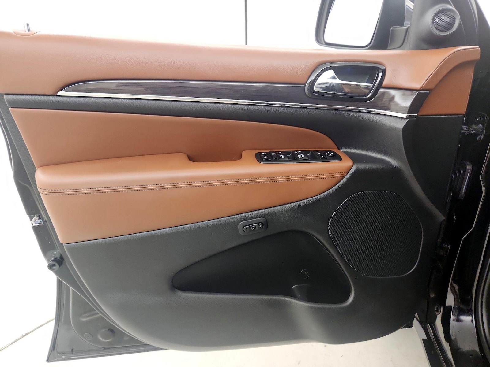 2021 Jeep Grand Cherokee Overland - Photo 13