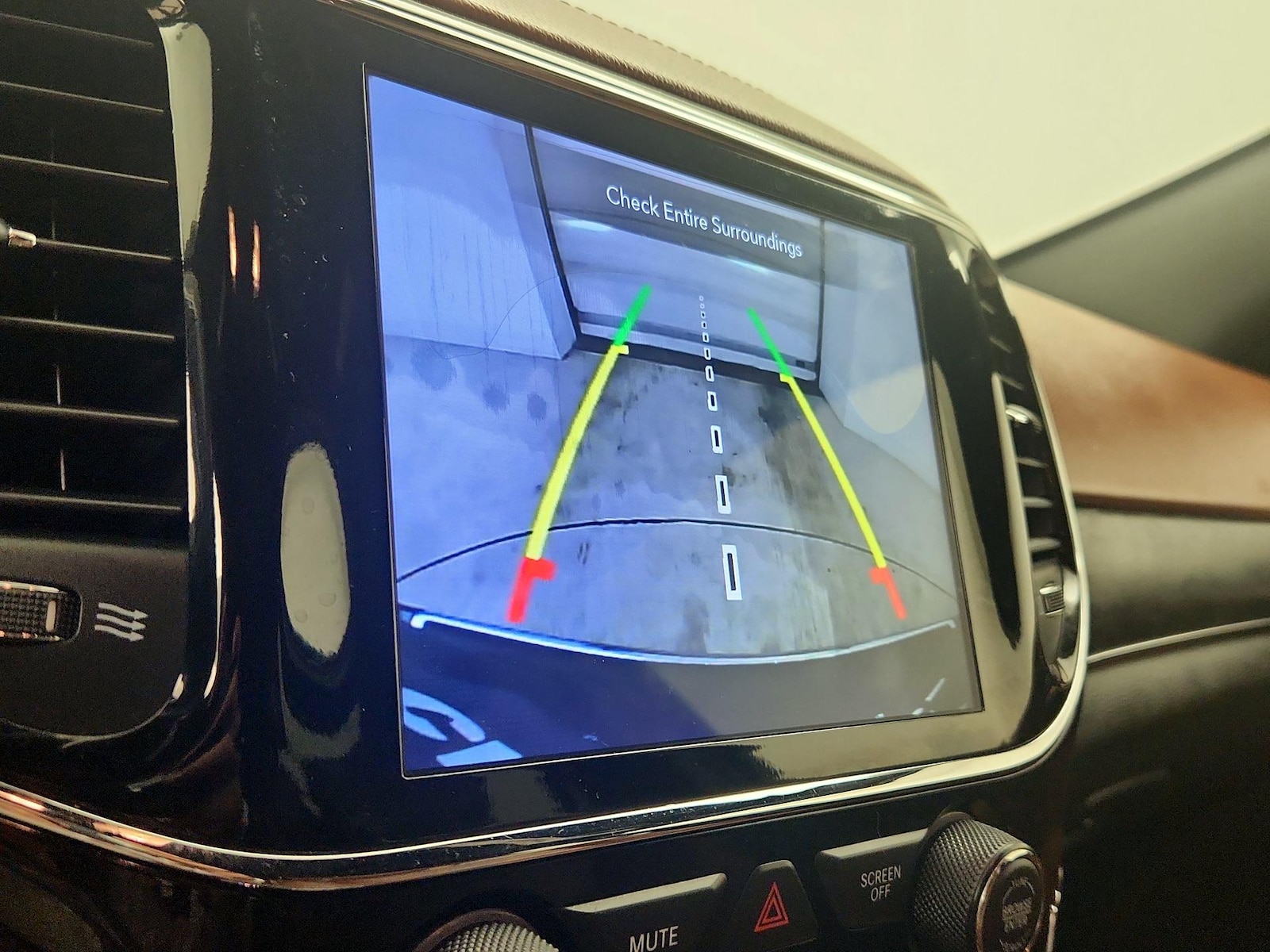 2021 Jeep Grand Cherokee Overland - Photo 16