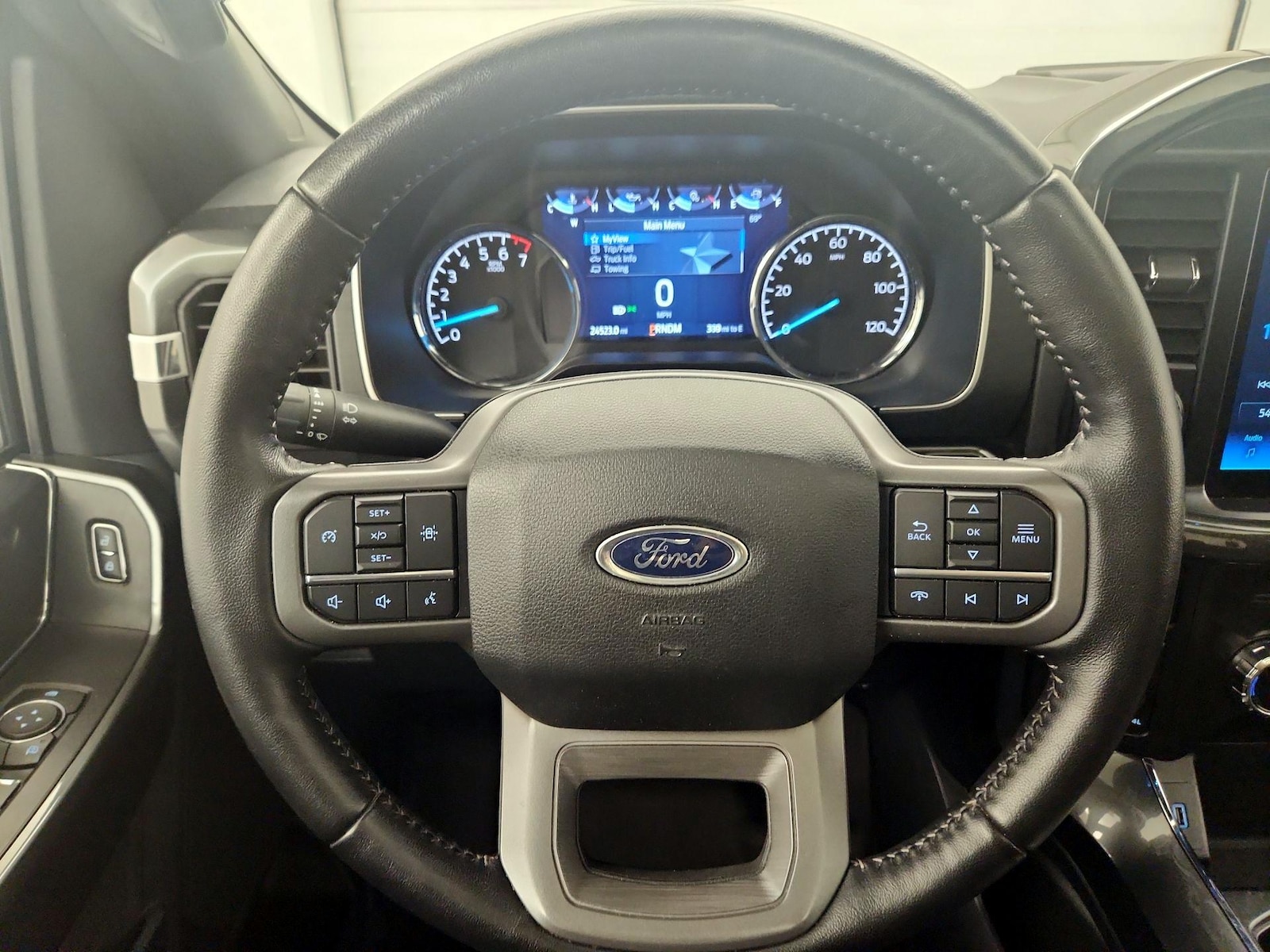 2022 Ford F-150 XLT - Photo 11