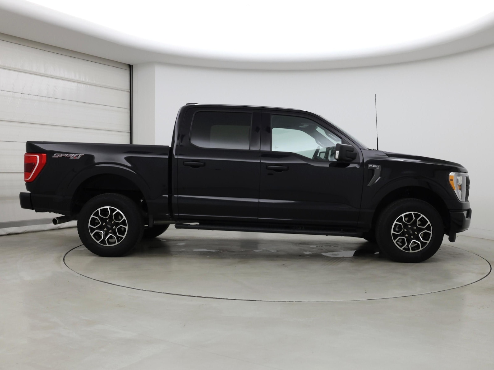 2022 Ford F-150 XLT - Photo 8