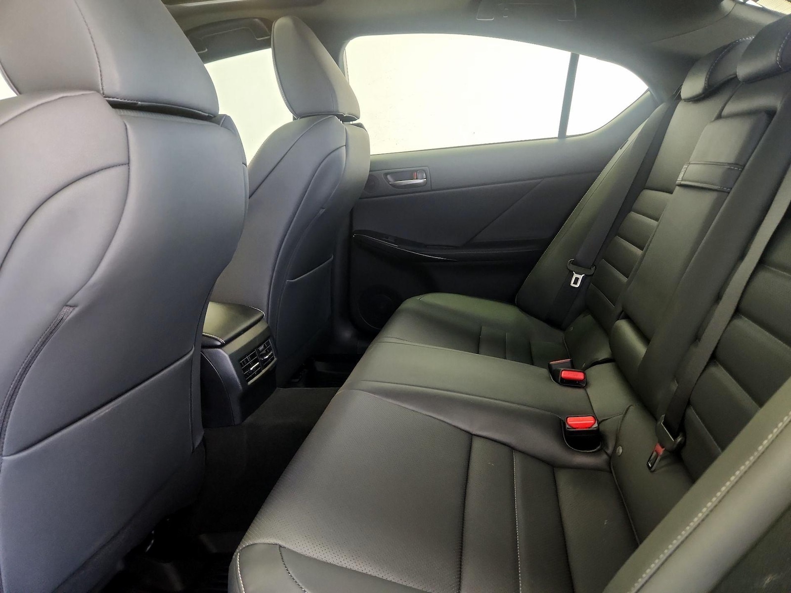 2023 Lexus IS 500 F SPORT PERFORMANCE - Photo 12