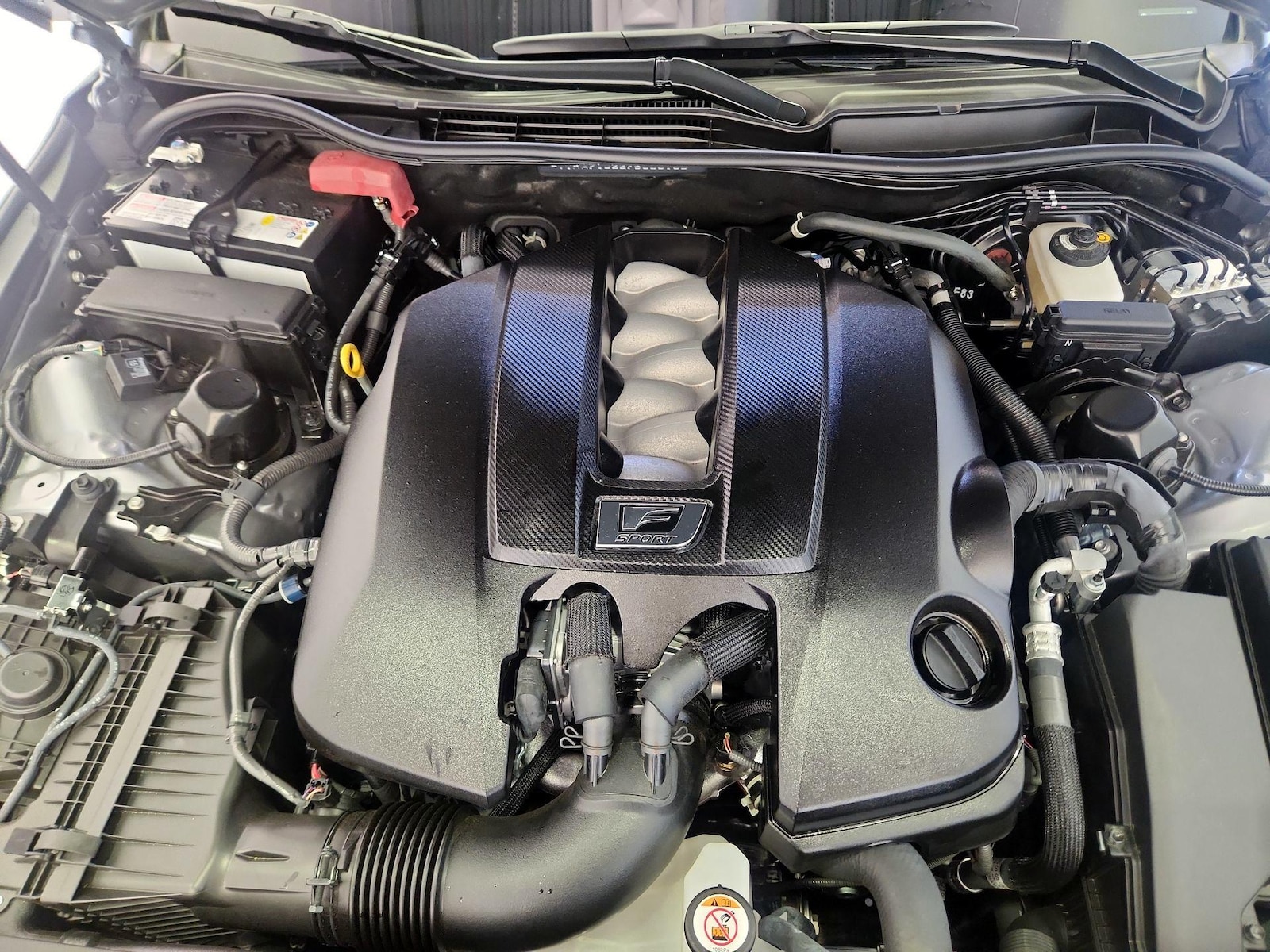 2023 Lexus IS 500 F SPORT PERFORMANCE - Photo 14