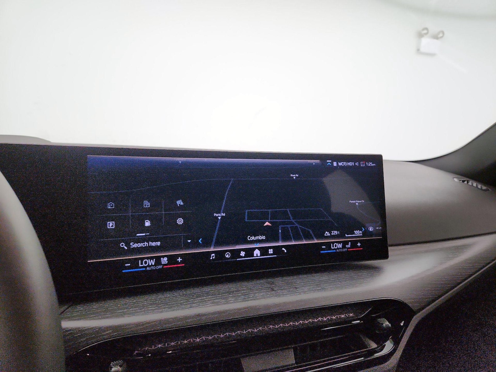 2026 BMW 3 Series 330i - Photo 15