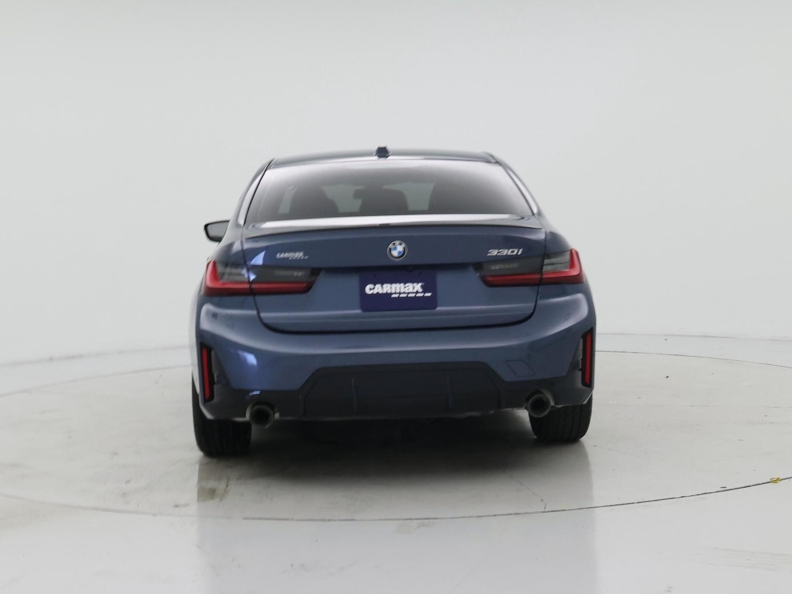2026 BMW 3 Series 330i - Photo 7