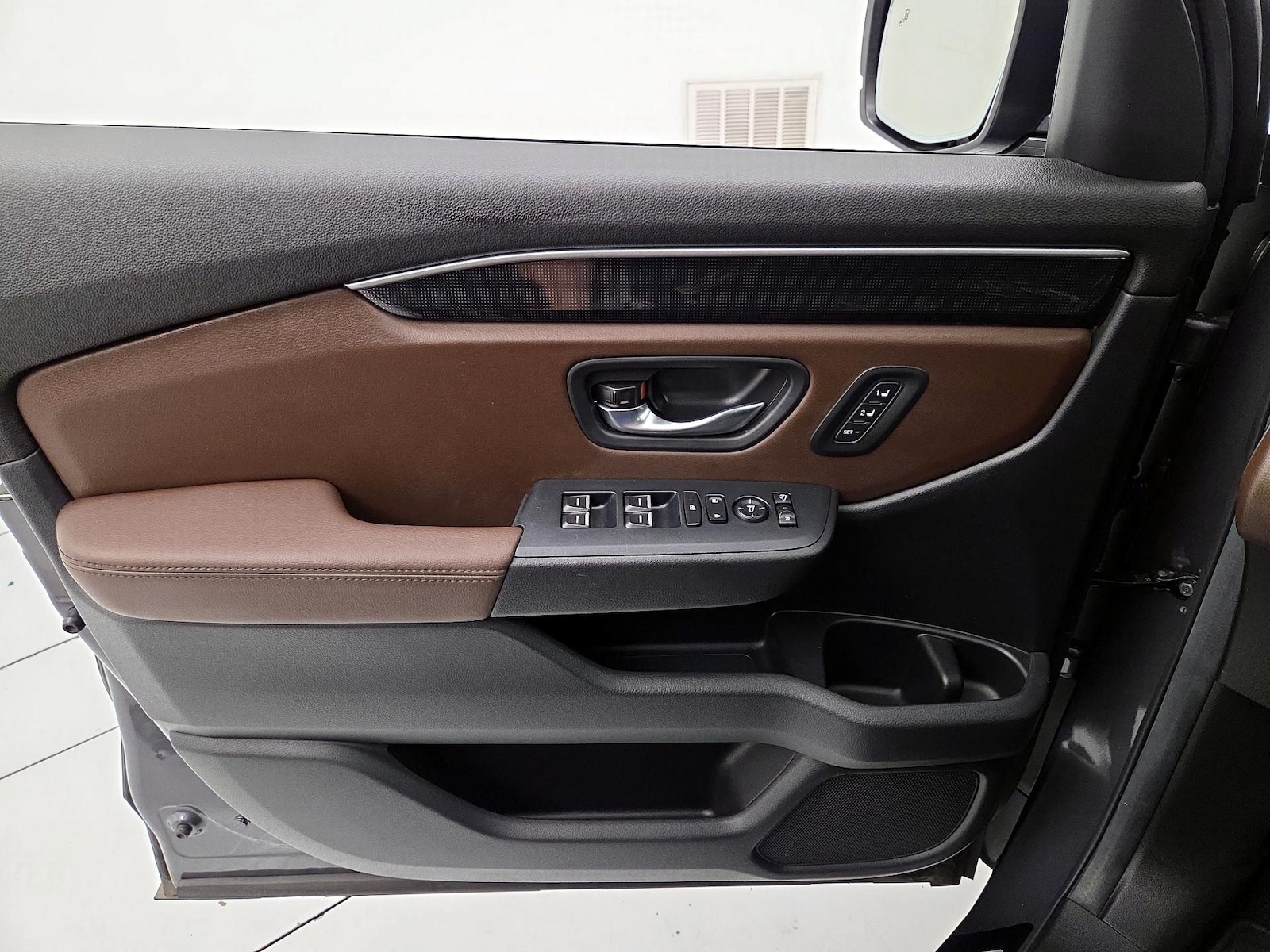 2025 Honda Pilot Elite - Photo 13