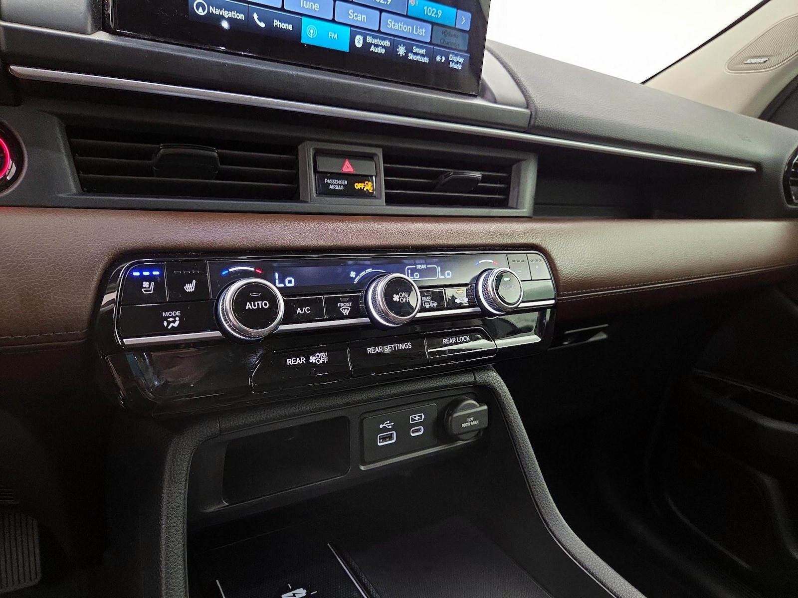 2025 Honda Pilot Elite - Photo 17