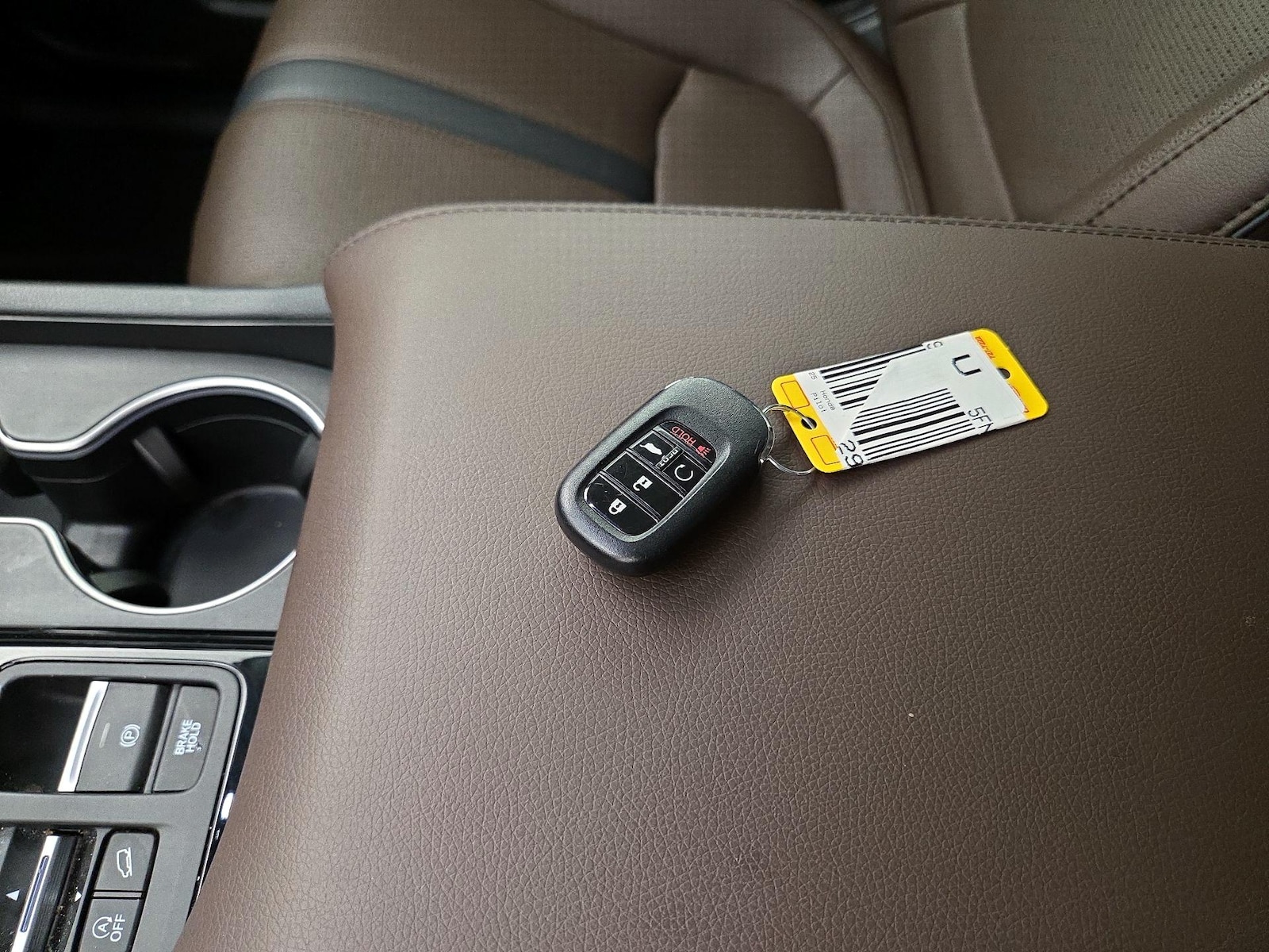 2025 Honda Pilot Elite - Photo 24