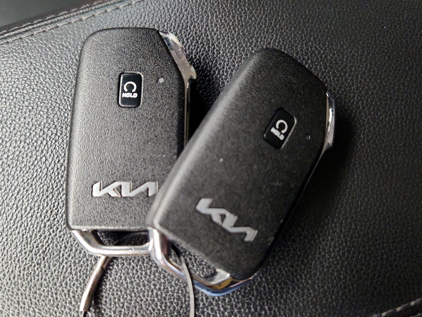 2025 Kia Sportage EX - Photo 24