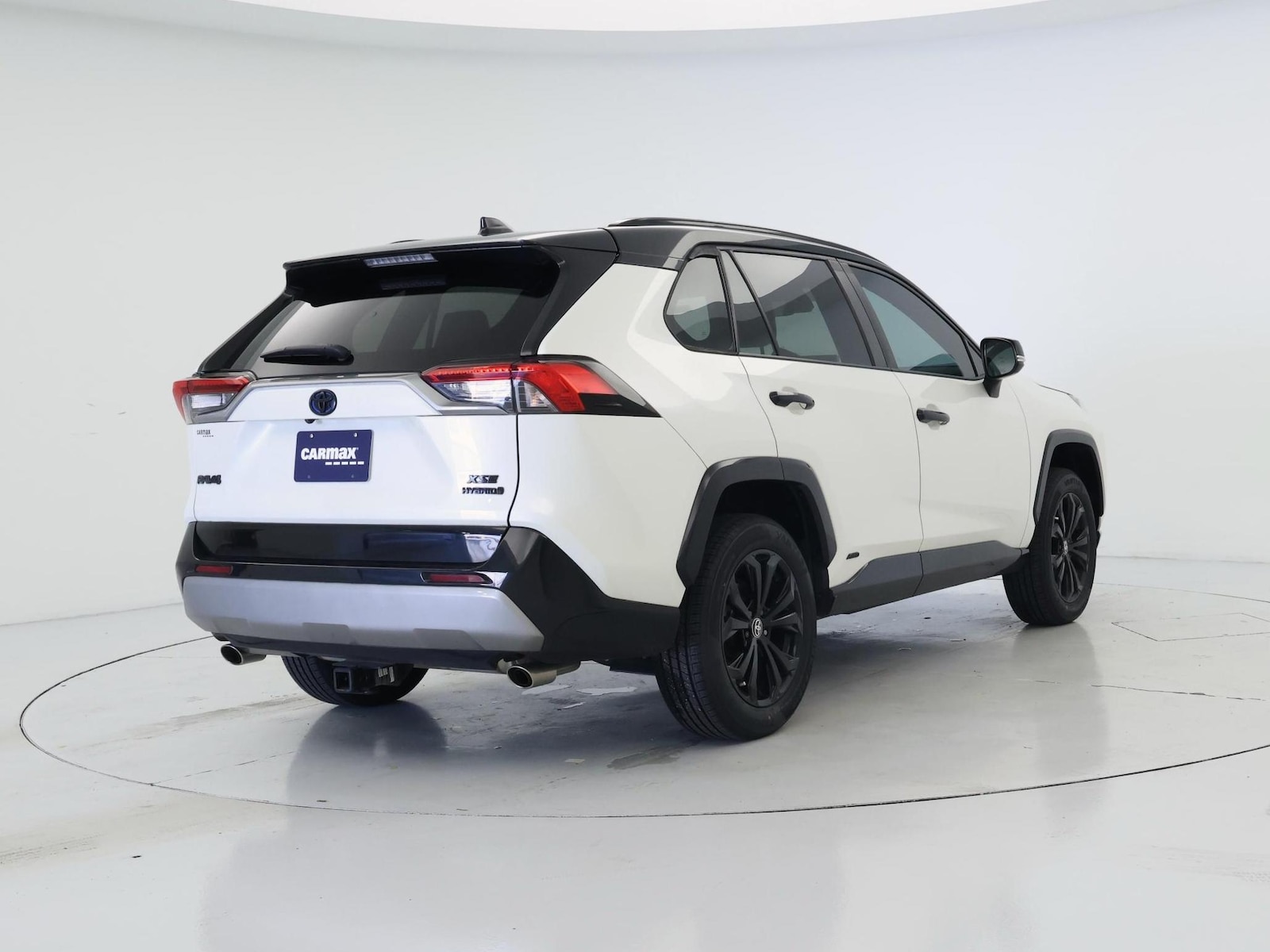 2022 Toyota RAV4 XSE - Photo 9