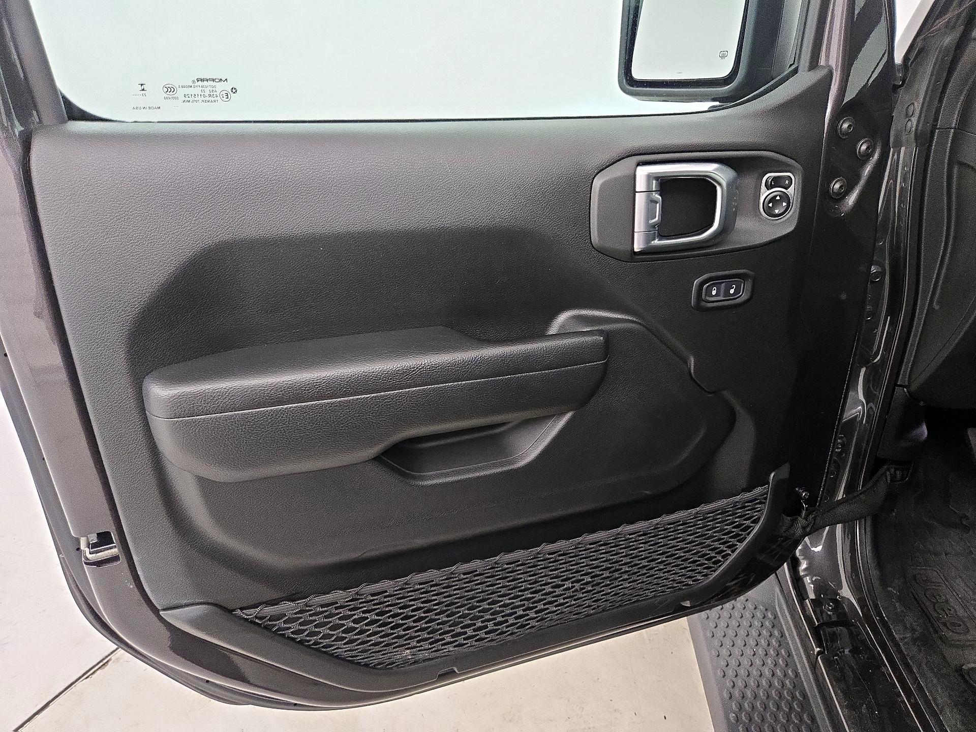 Thumbnail: 2024 Jeep Wrangler - 12