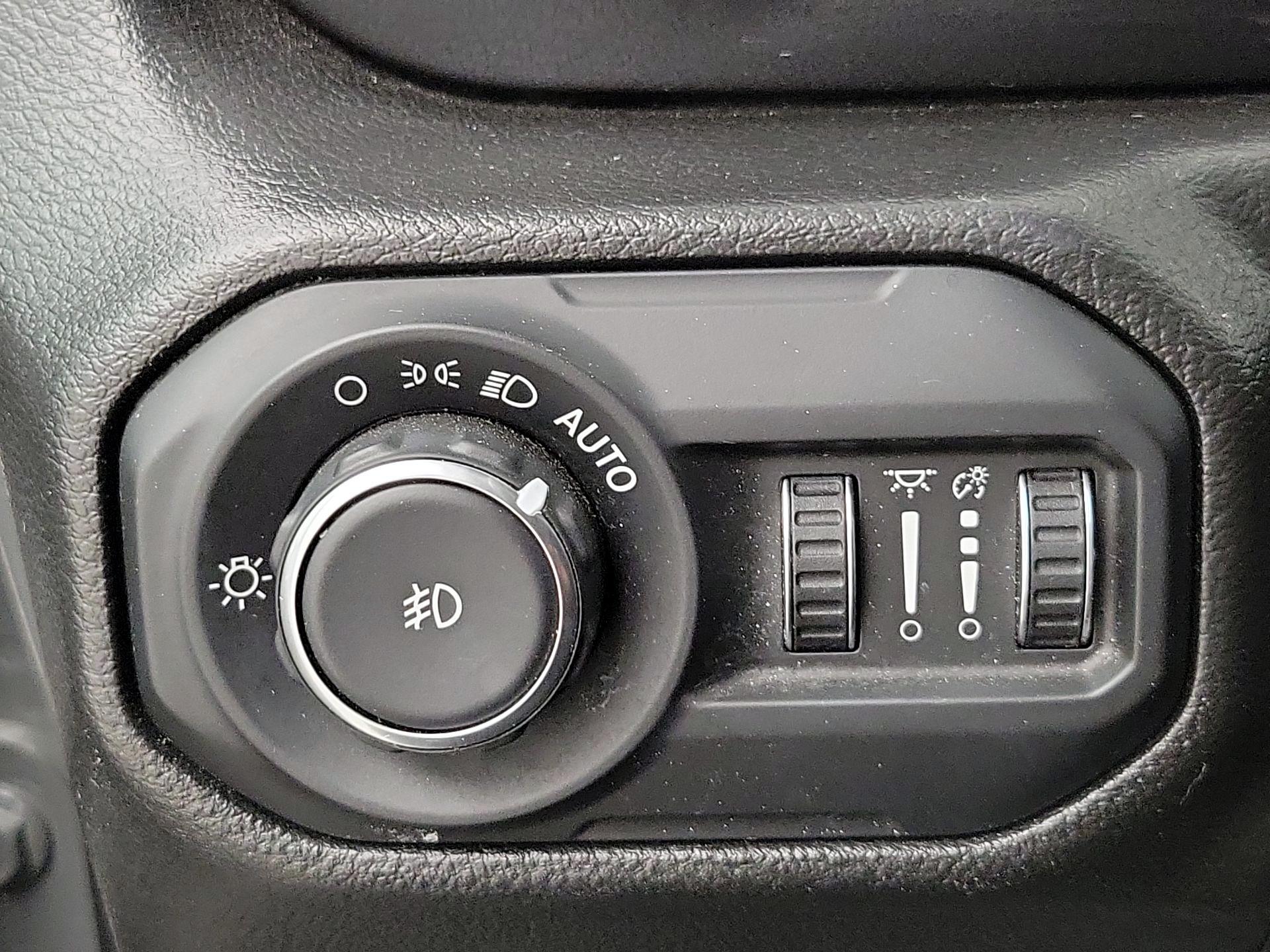 Thumbnail: 2022 Jeep Wrangler - 13