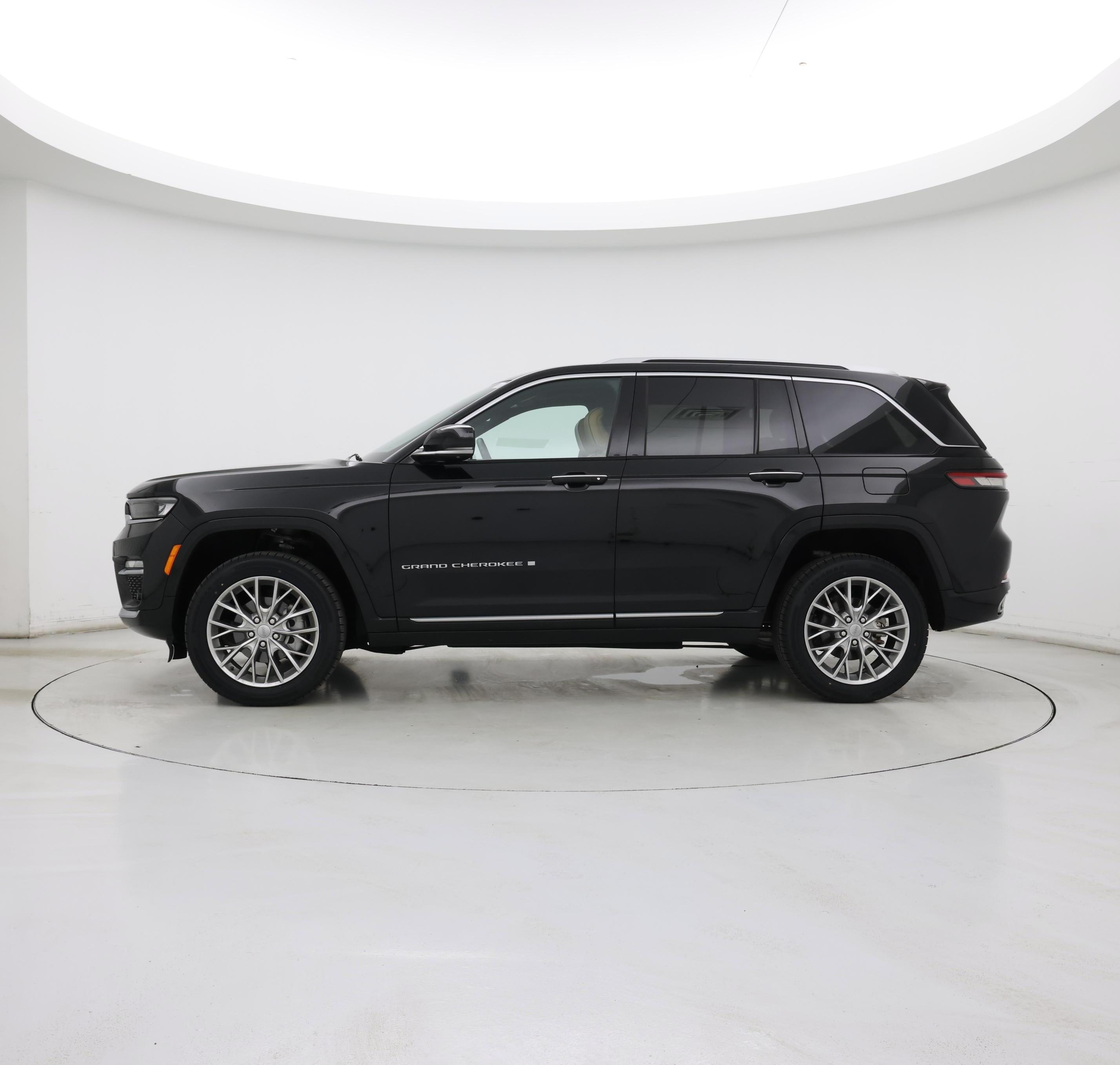 Thumbnail: 2023 Jeep Grand Cherokee - 3