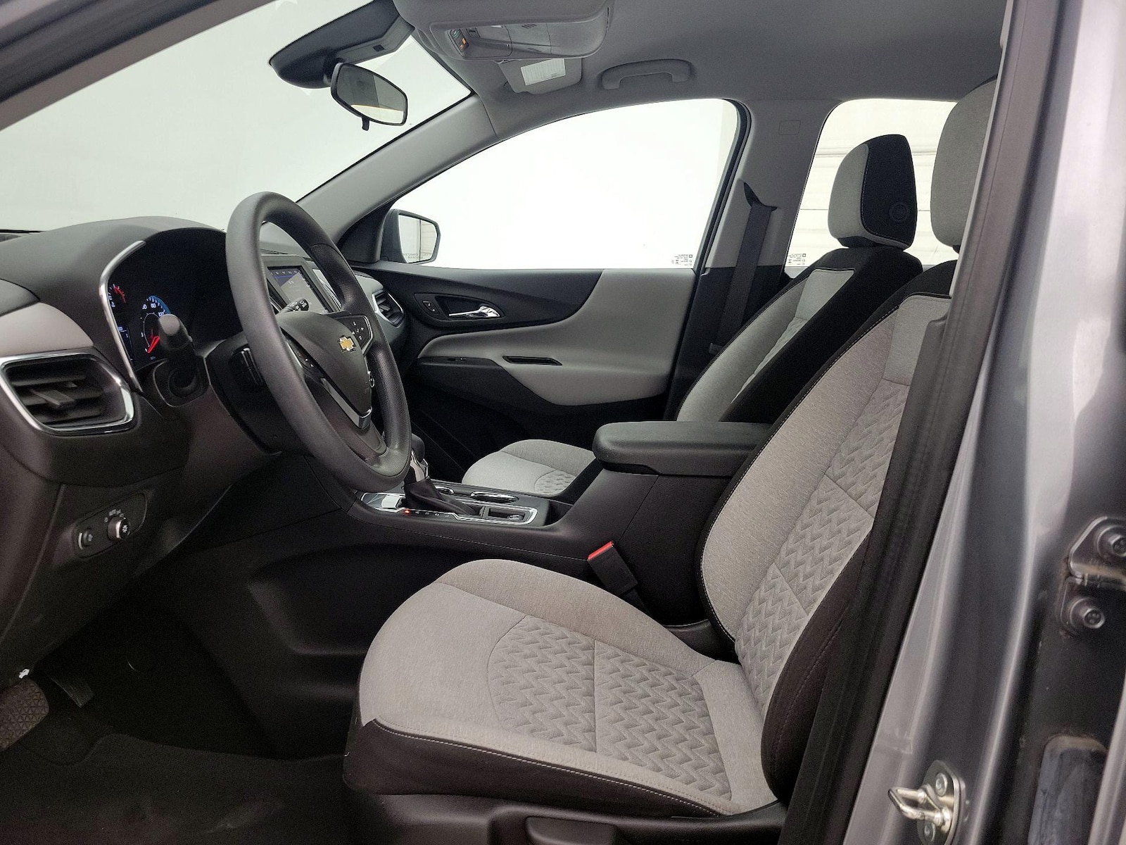 2024 Chevrolet Equinox LS - Photo 12