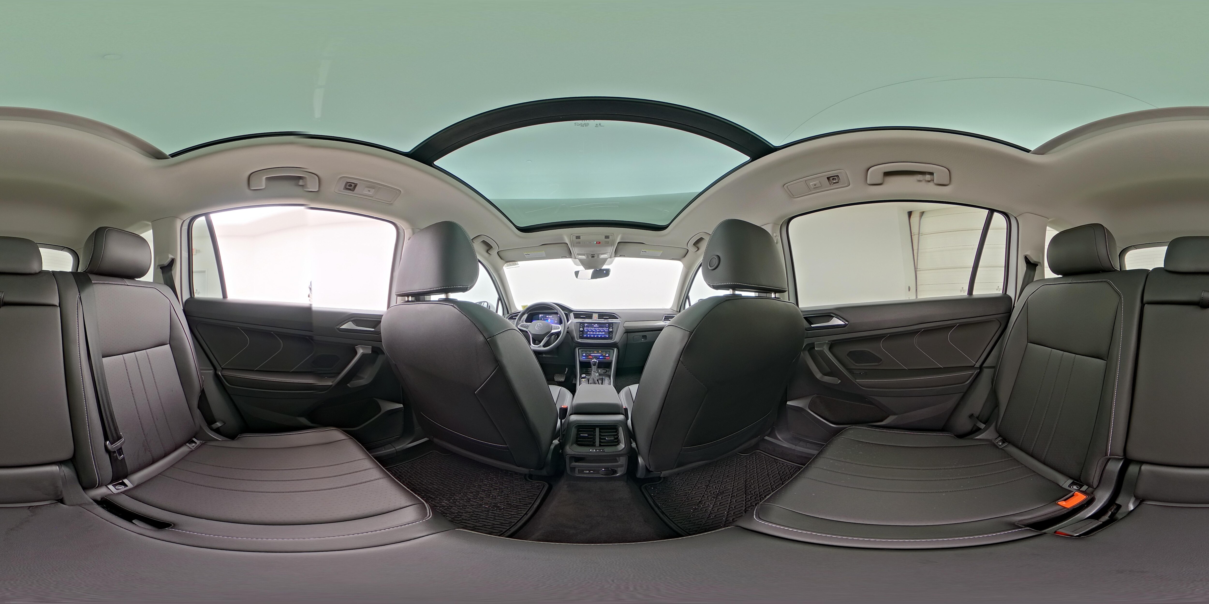 2023 Volkswagen Tiguan SE - Photo 26