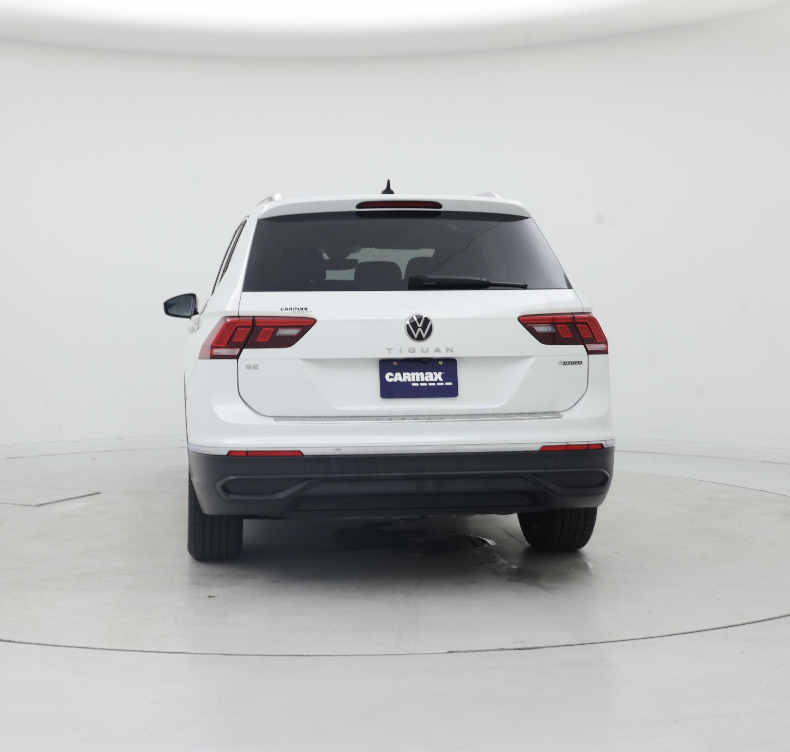 Thumbnail: 2023 Volkswagen Tiguan - 6