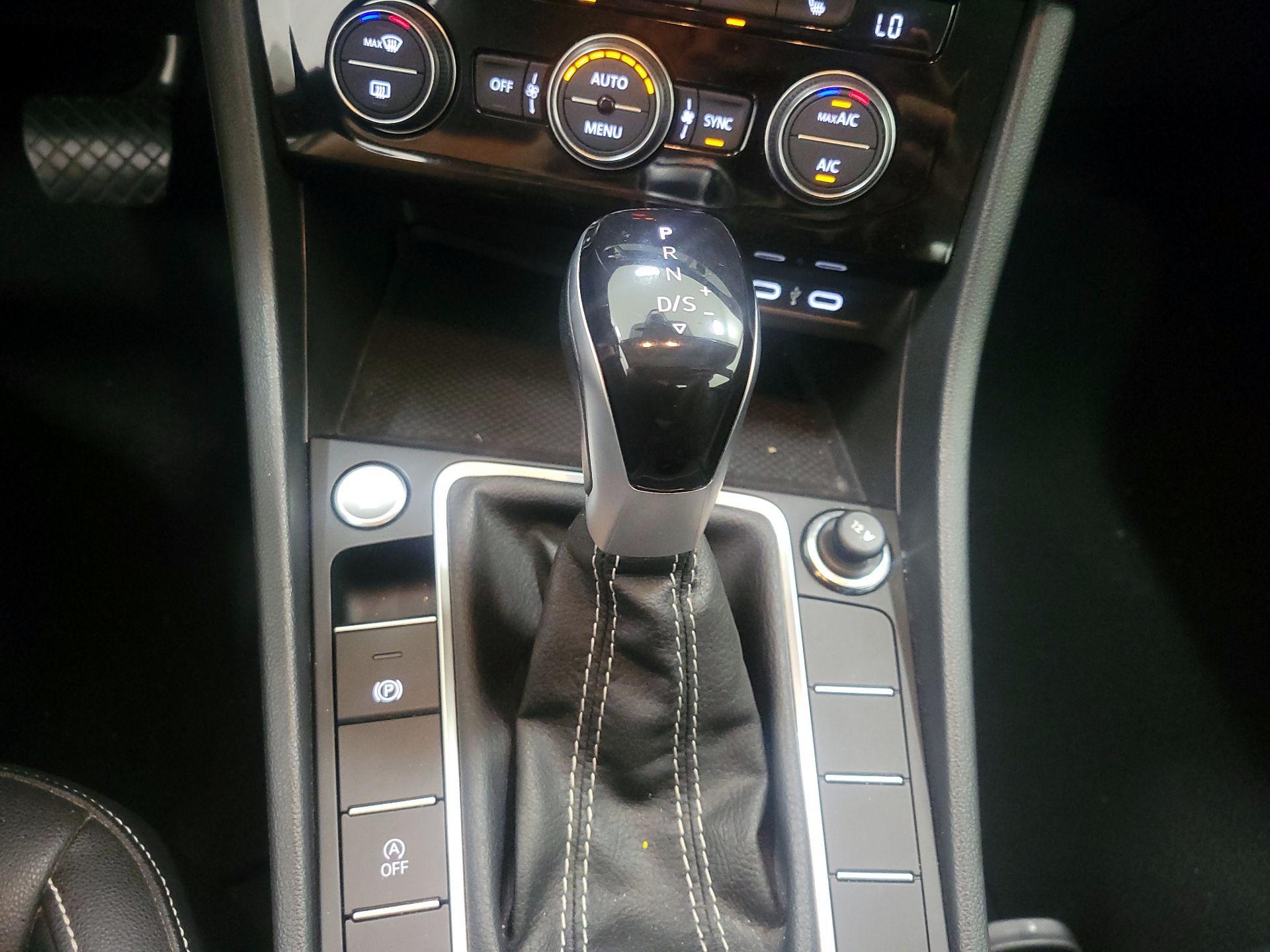 Thumbnail: 2024 Volkswagen Jetta - 17