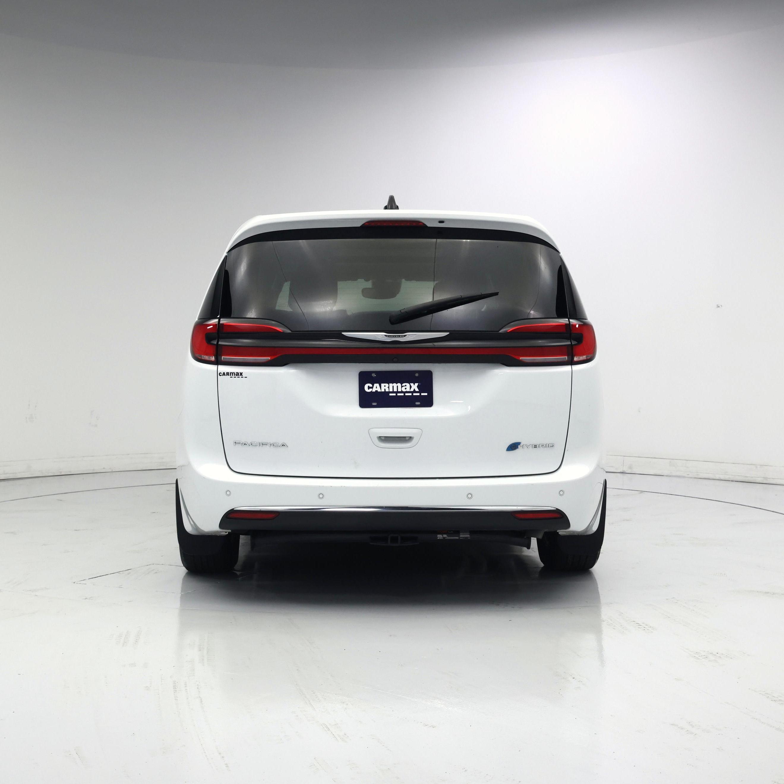 Thumbnail: 2023 Chrysler Pacifica - 6