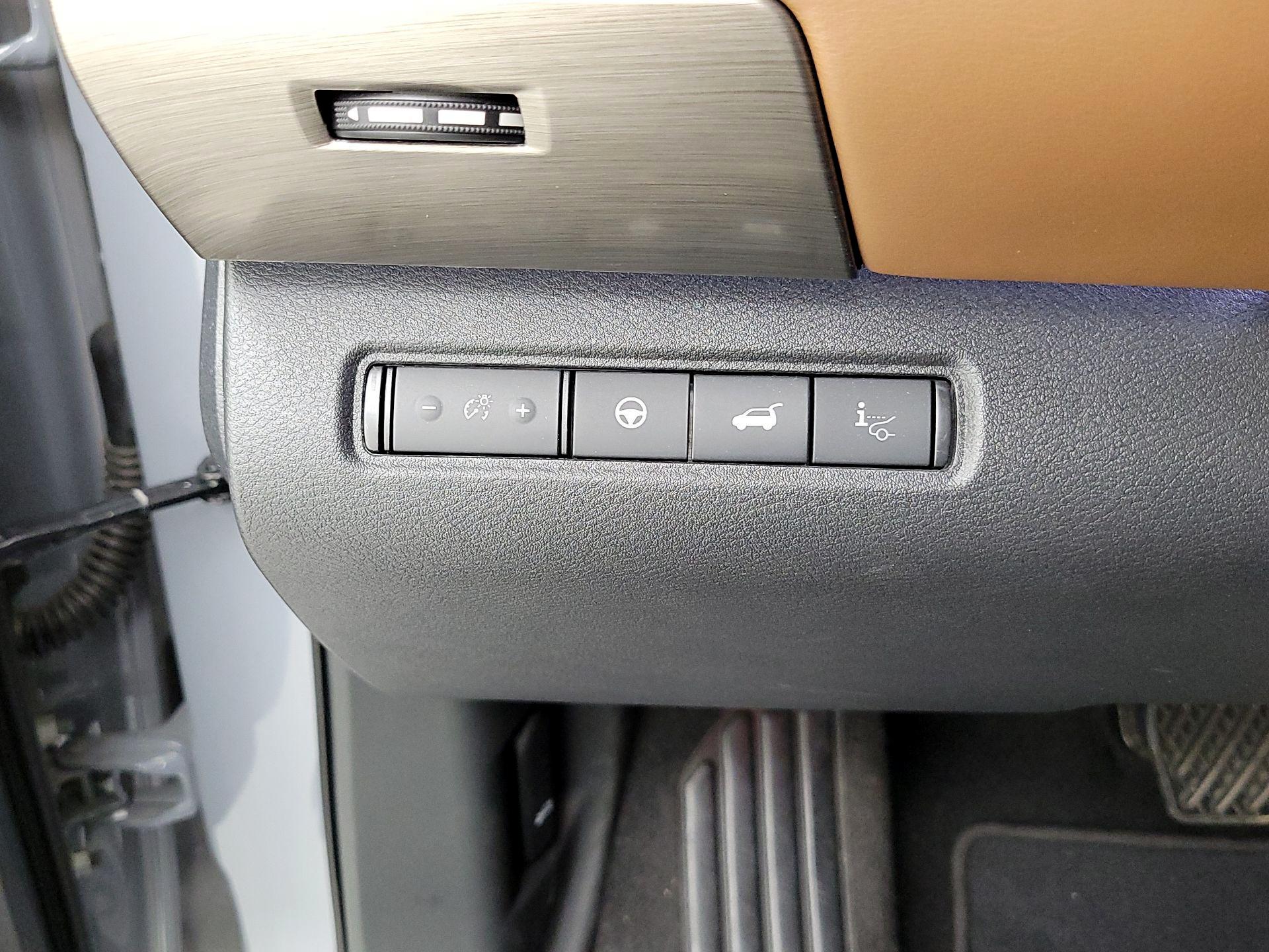 Thumbnail: 2023 Nissan Pathfinder - 13