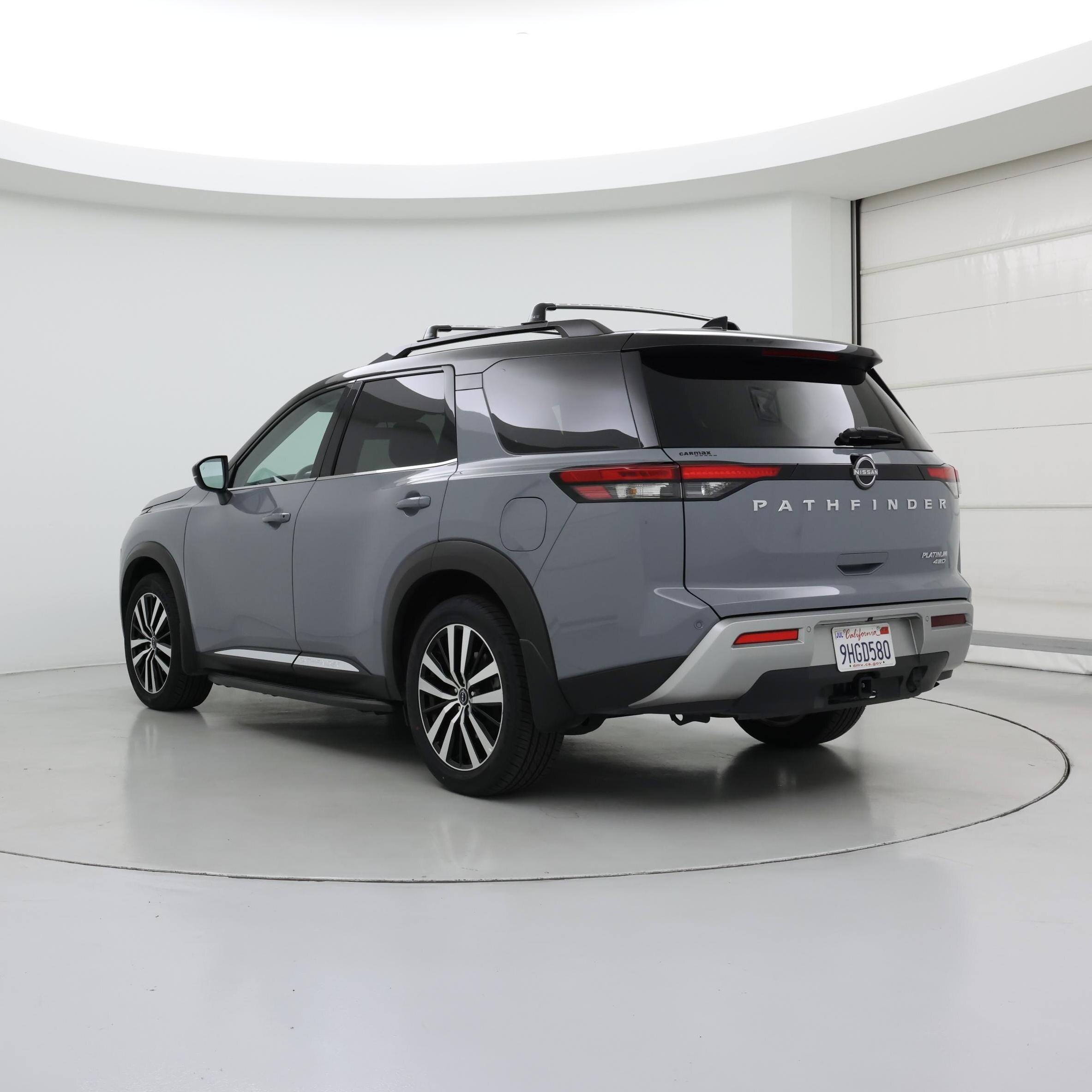 Thumbnail: 2023 Nissan Pathfinder - 2