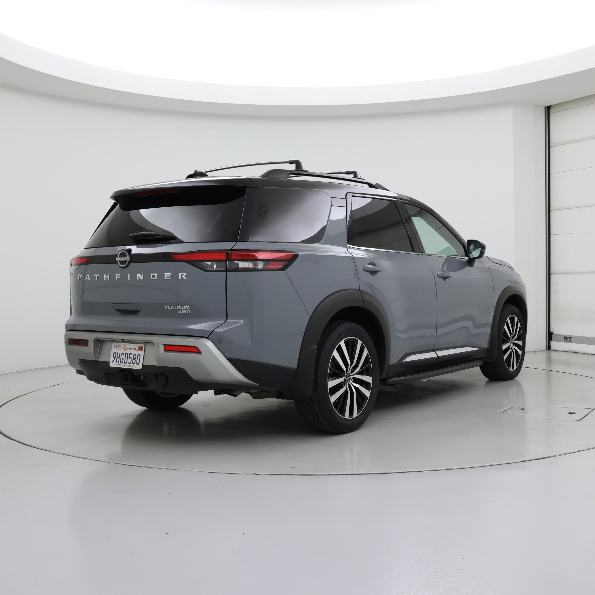 Thumbnail: 2023 Nissan Pathfinder - 8