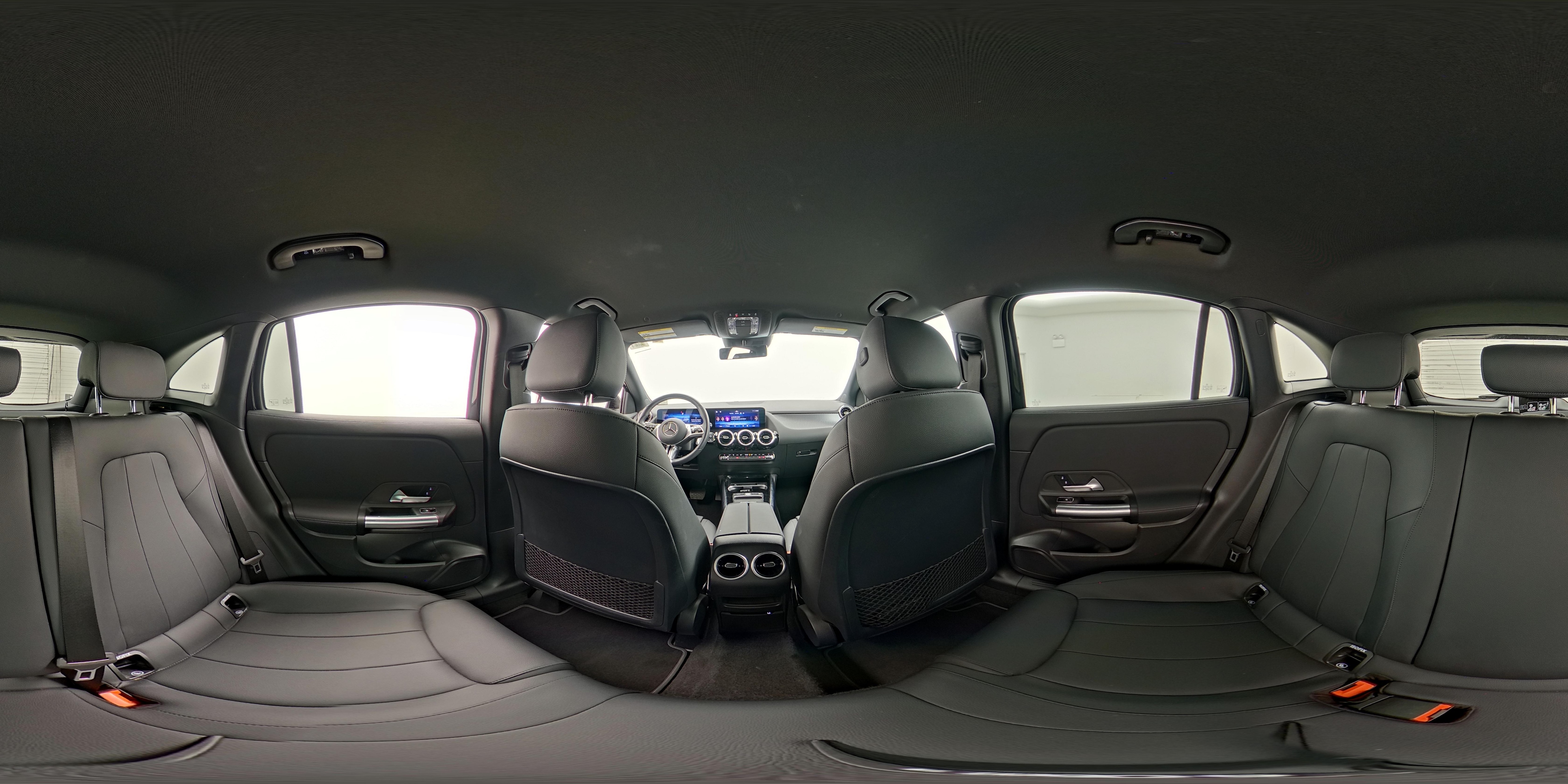 2025 Mercedes-Benz GLA GLA250 - Photo 25