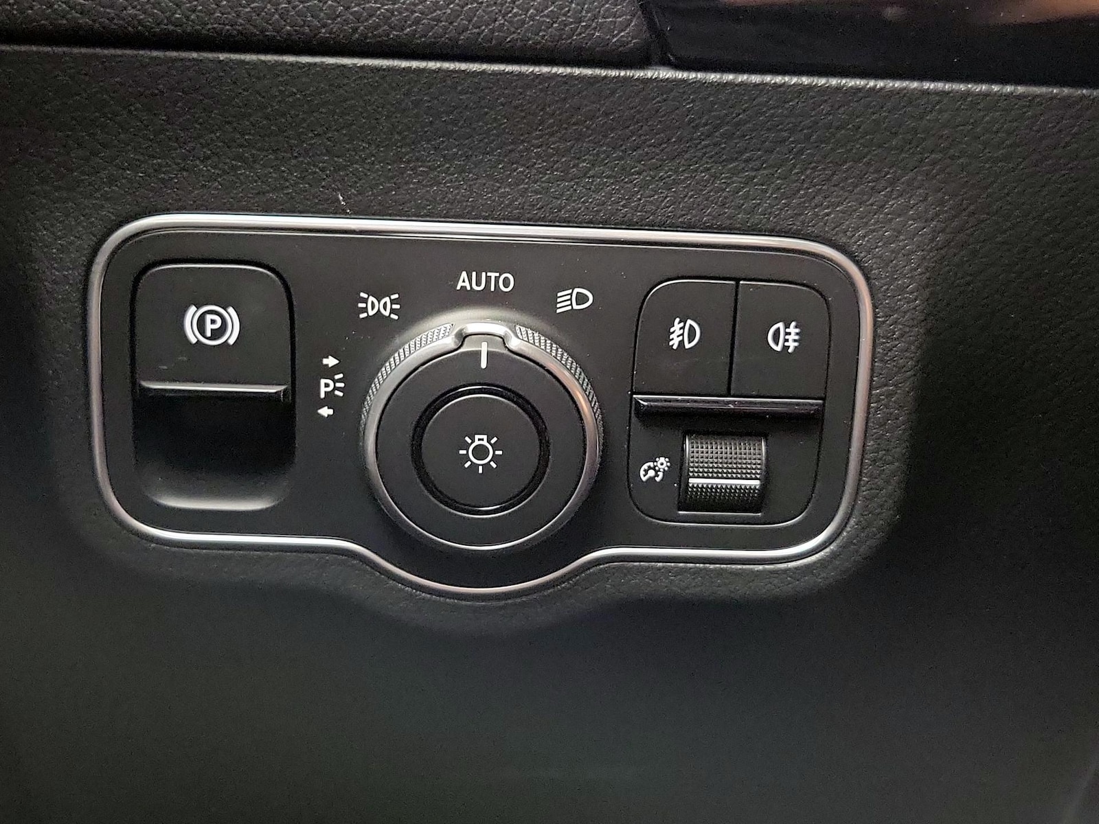 2025 Mercedes-Benz GLA GLA250 - Photo 14