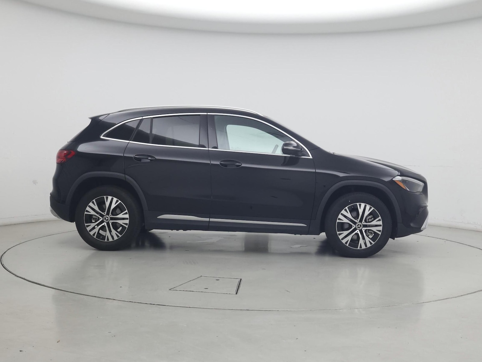 2025 Mercedes-Benz GLA GLA250 - Photo 8