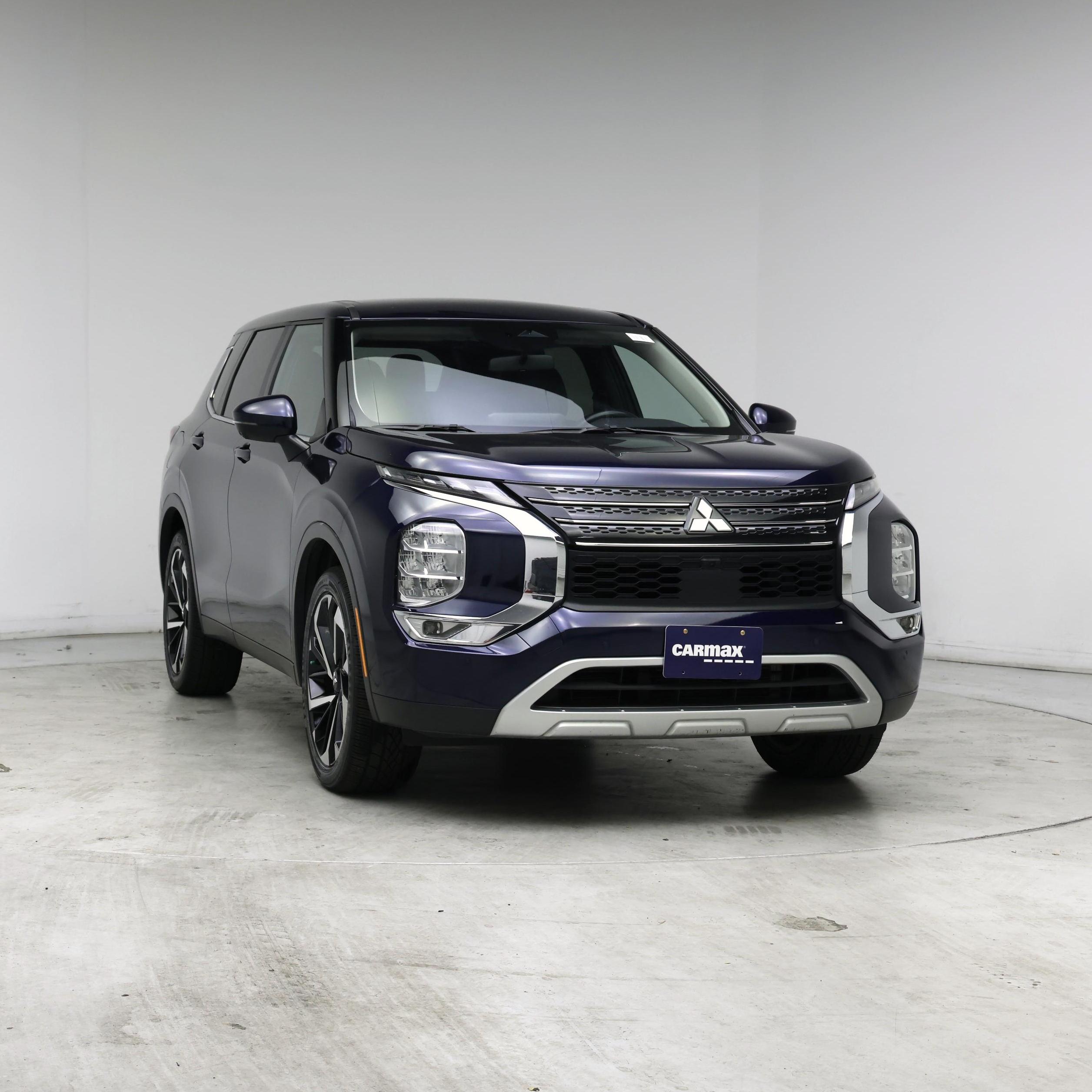 Thumbnail: 2024 Mitsubishi Outlander - 5