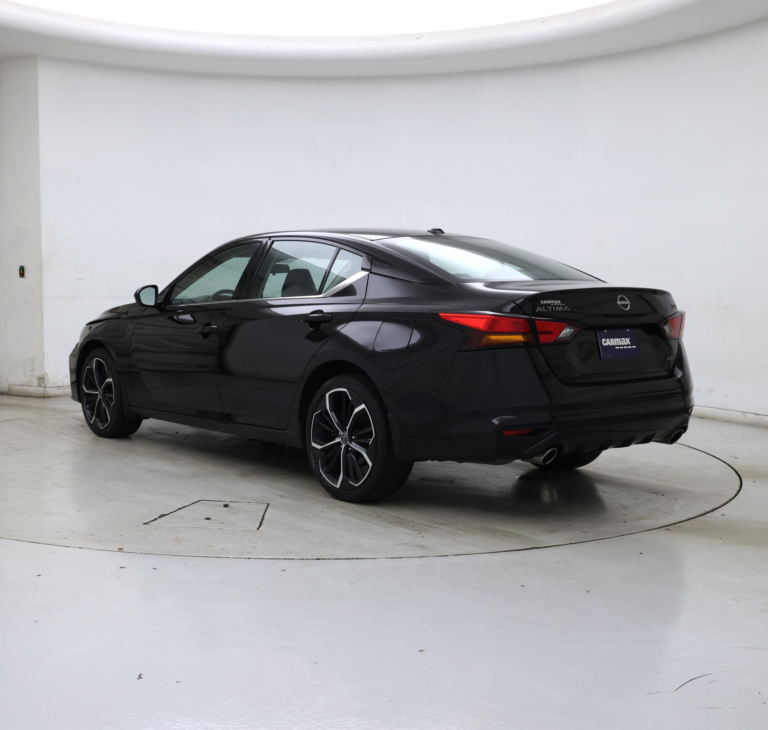 Thumbnail: 2024 Nissan Altima - 2
