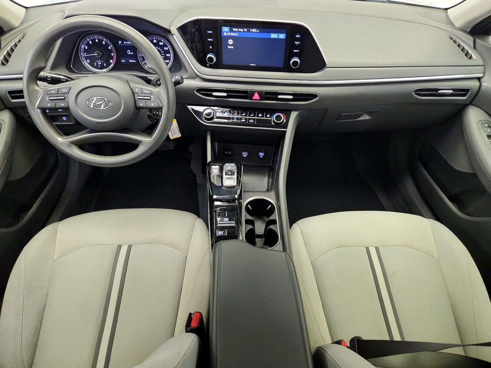 2020 Hyundai Sonata SE - Photo 10