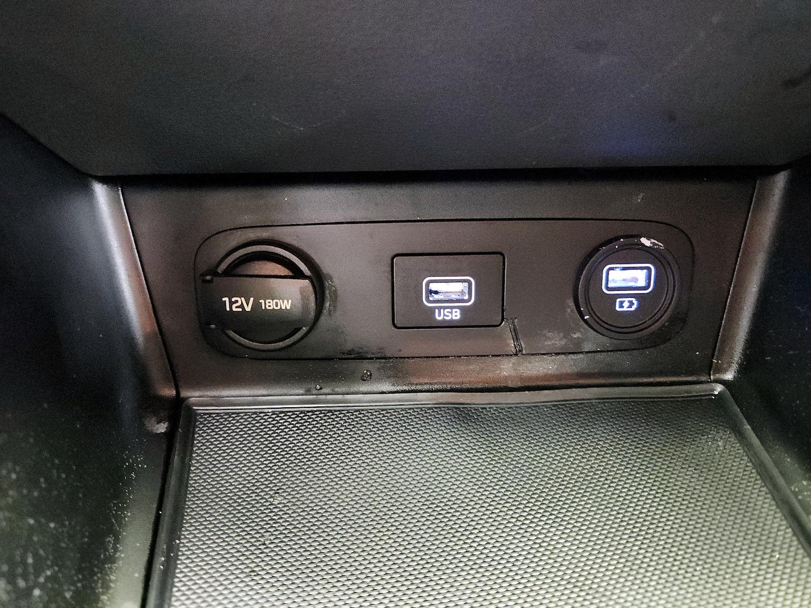 2020 Hyundai Sonata SE - Photo 19