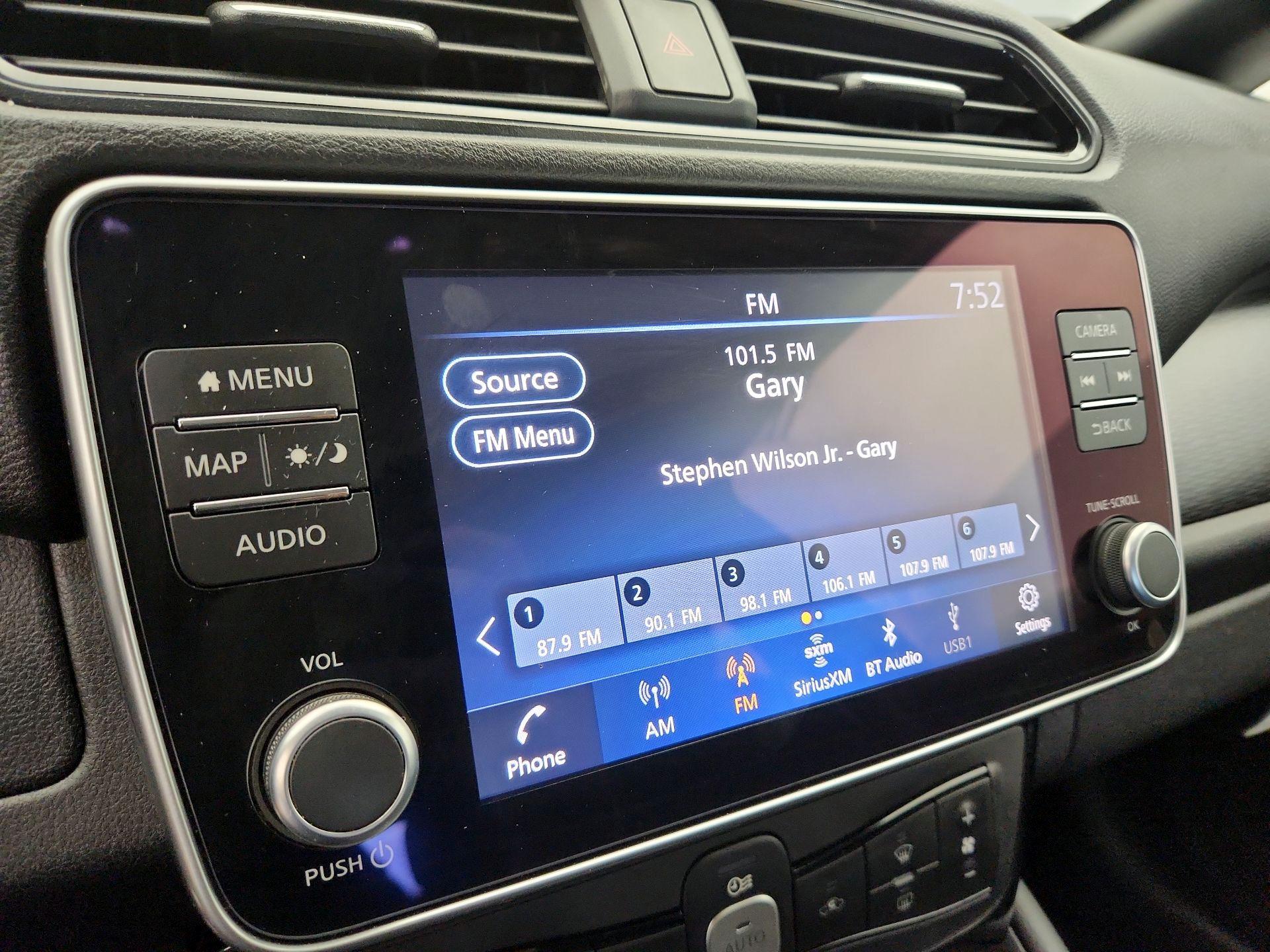 Thumbnail: 2025 Nissan Leaf - 16