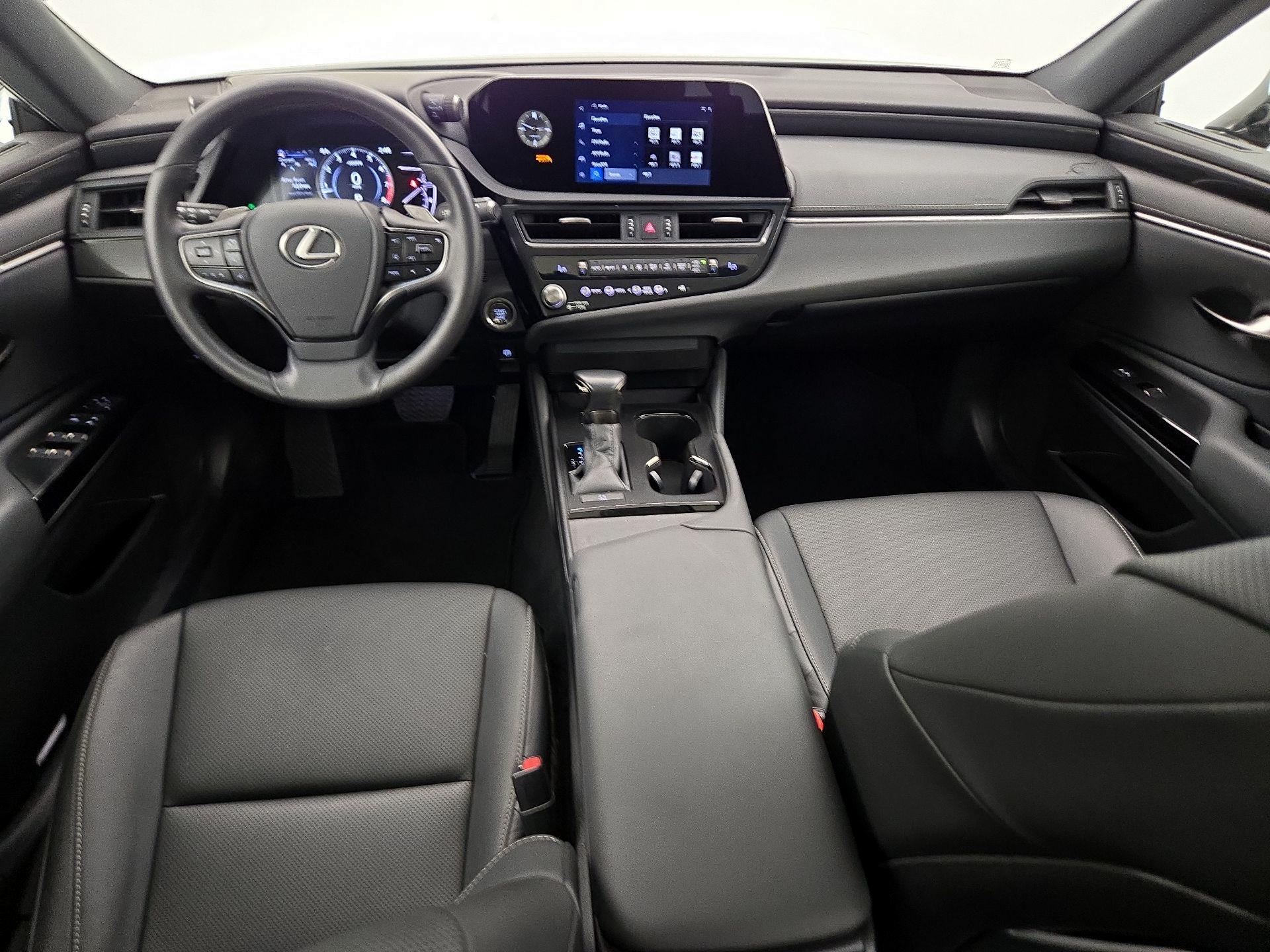 Thumbnail: 2024 Lexus ES - 9