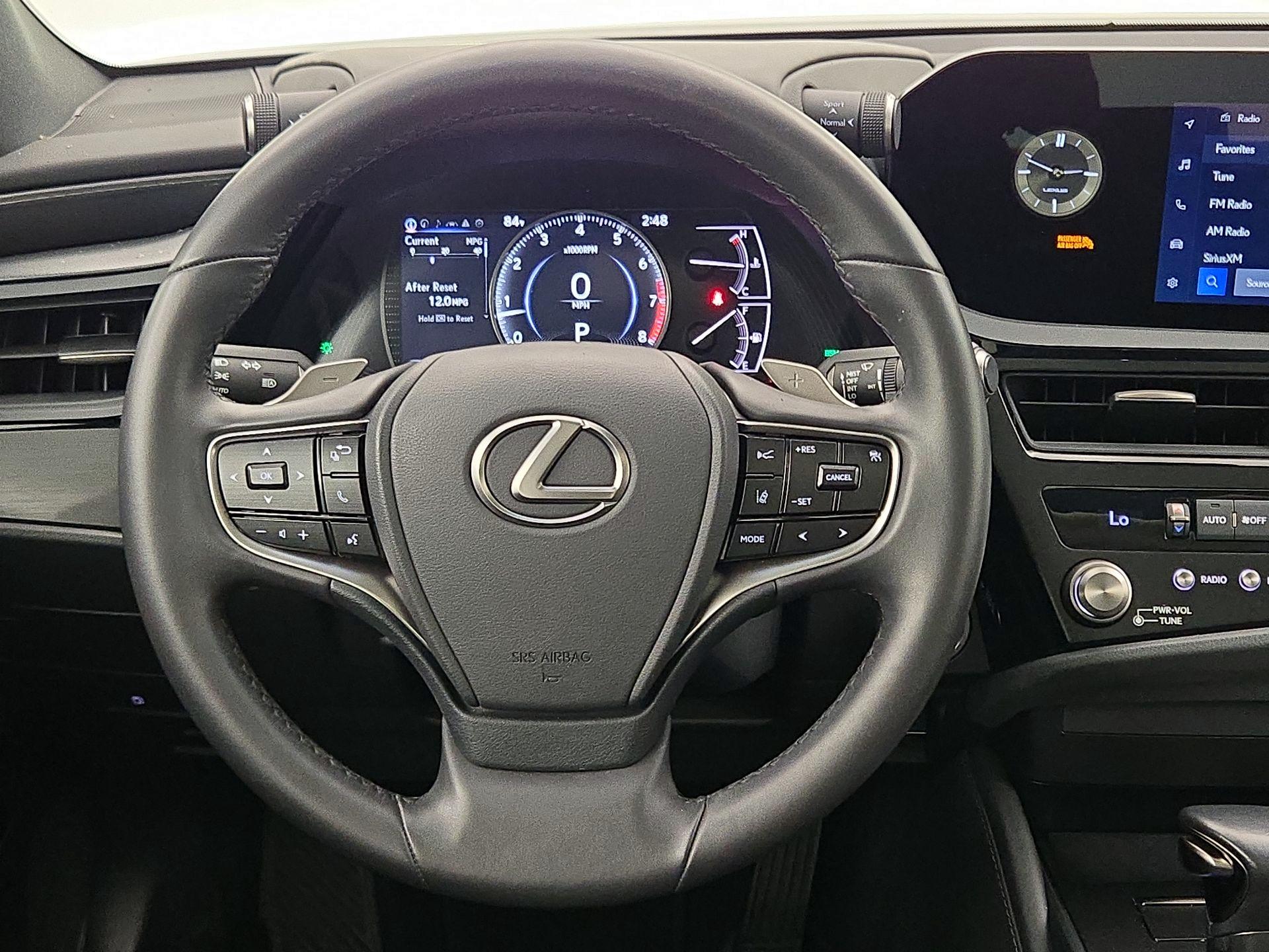 Thumbnail: 2024 Lexus ES - 10