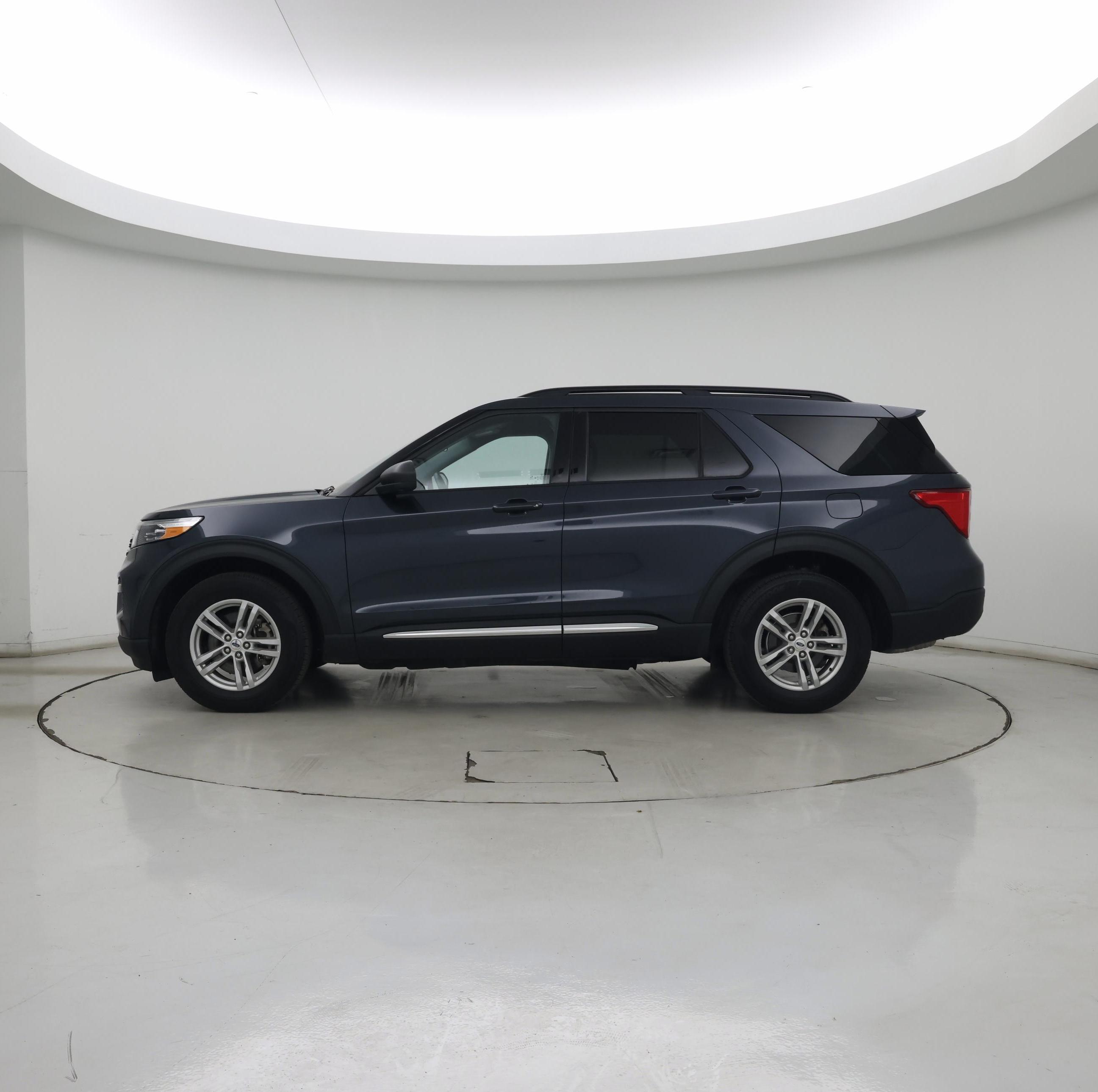 Thumbnail: 2024 Ford Explorer - 3