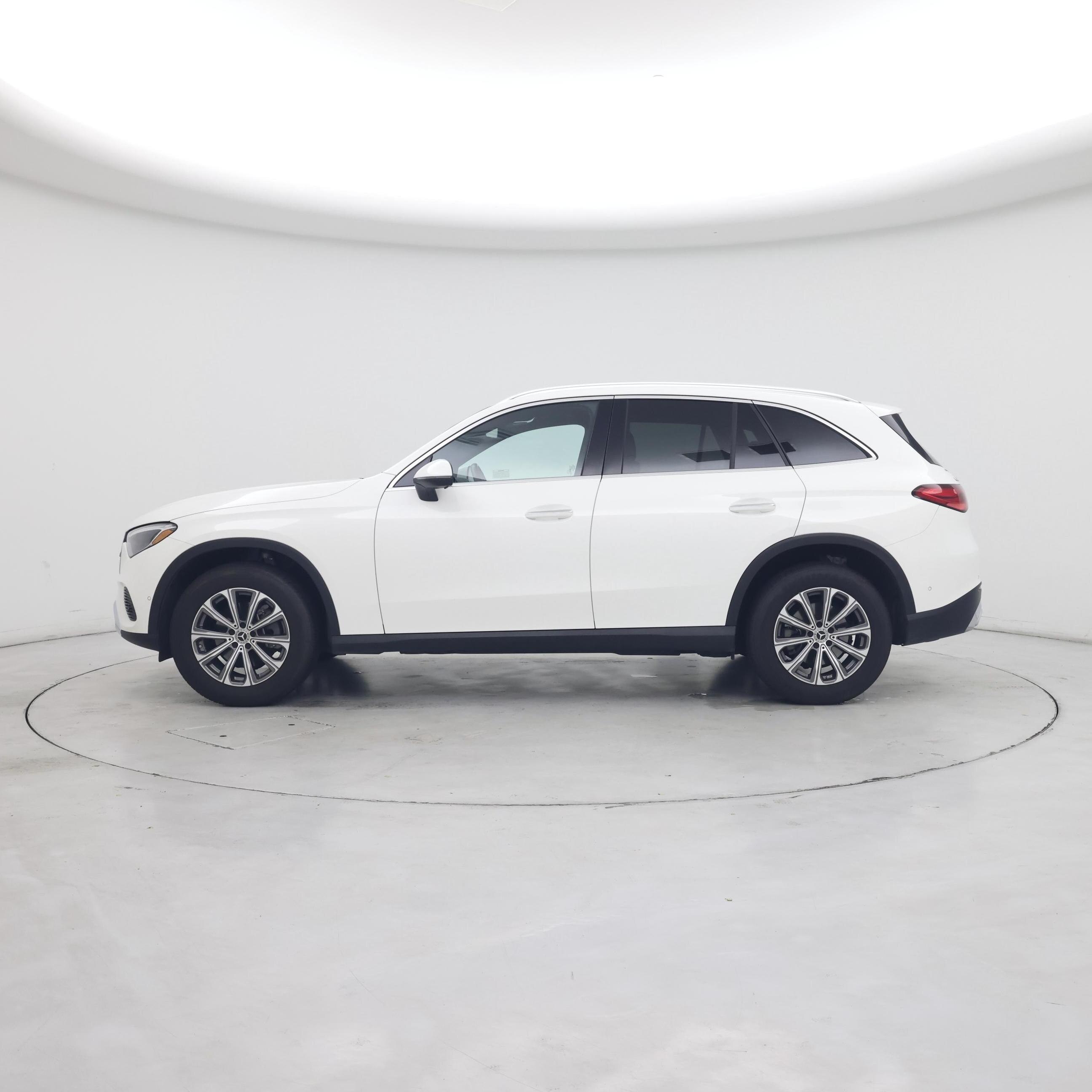 Thumbnail: 2024 Mercedes-Benz GLC - 3