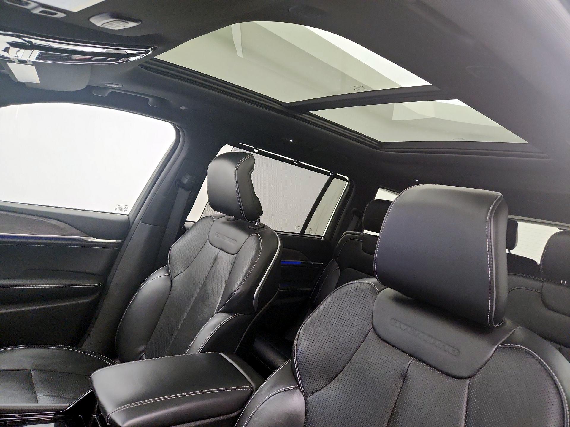 Thumbnail: 2023 Jeep Grand Cherokee L - 20