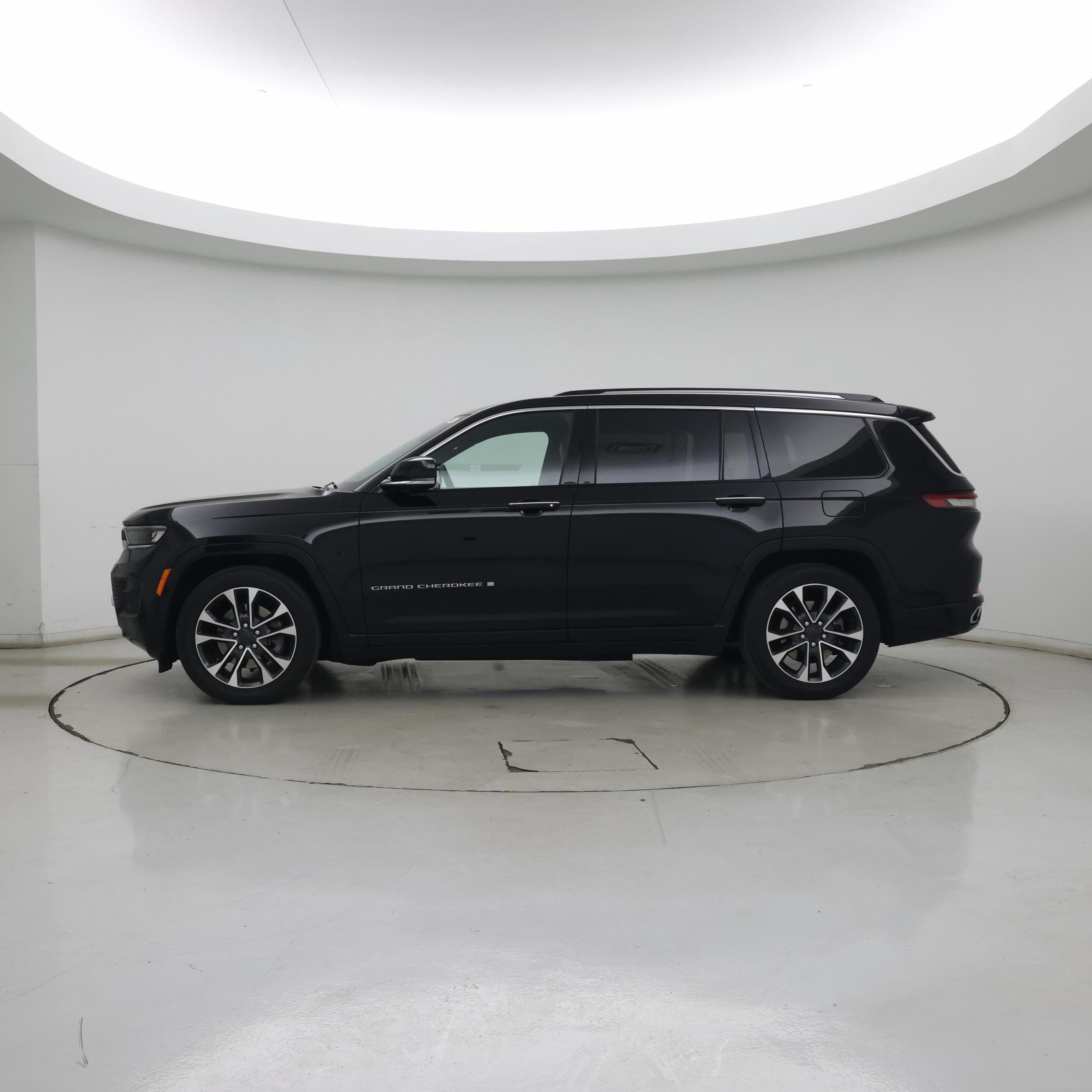 Thumbnail: 2023 Jeep Grand Cherokee L - 3