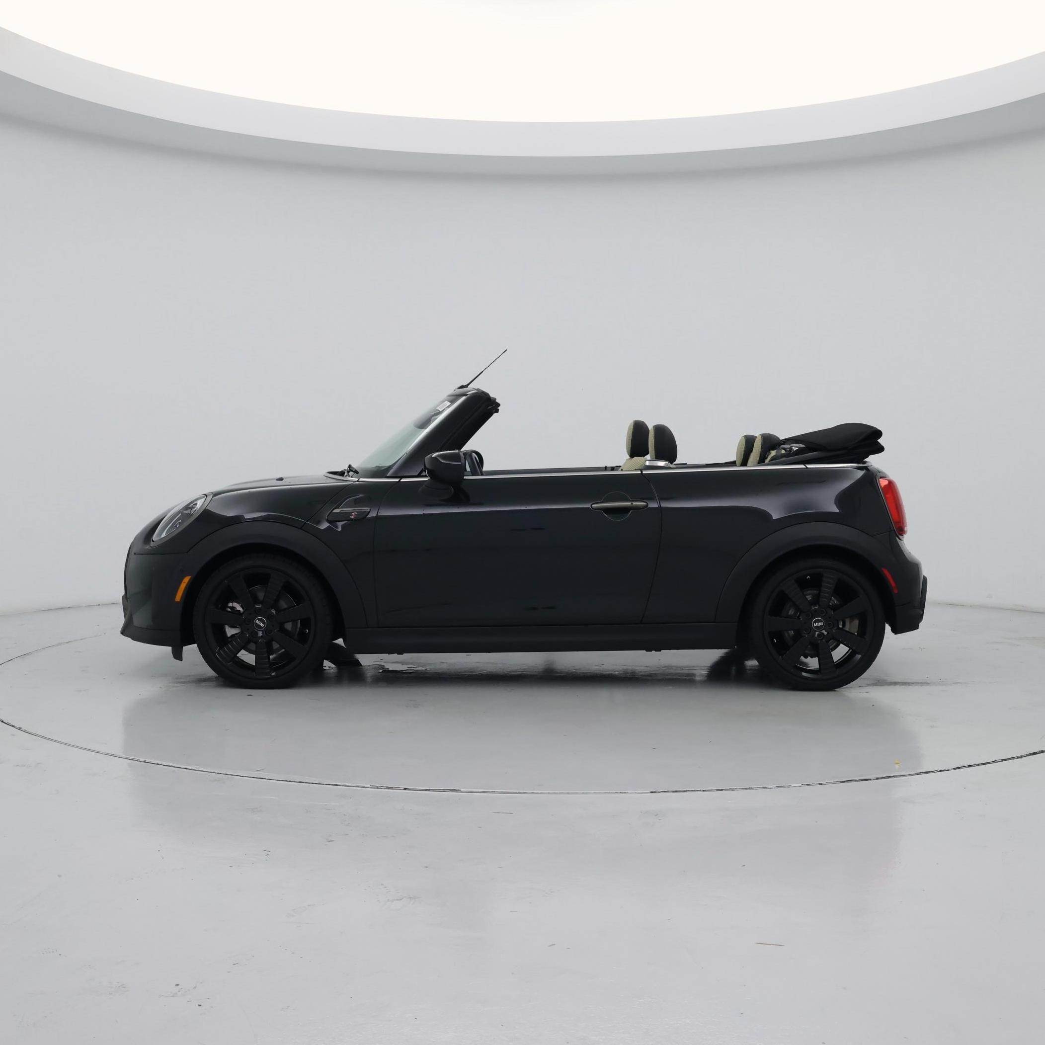 Thumbnail: 2024 MINI Cooper - 3